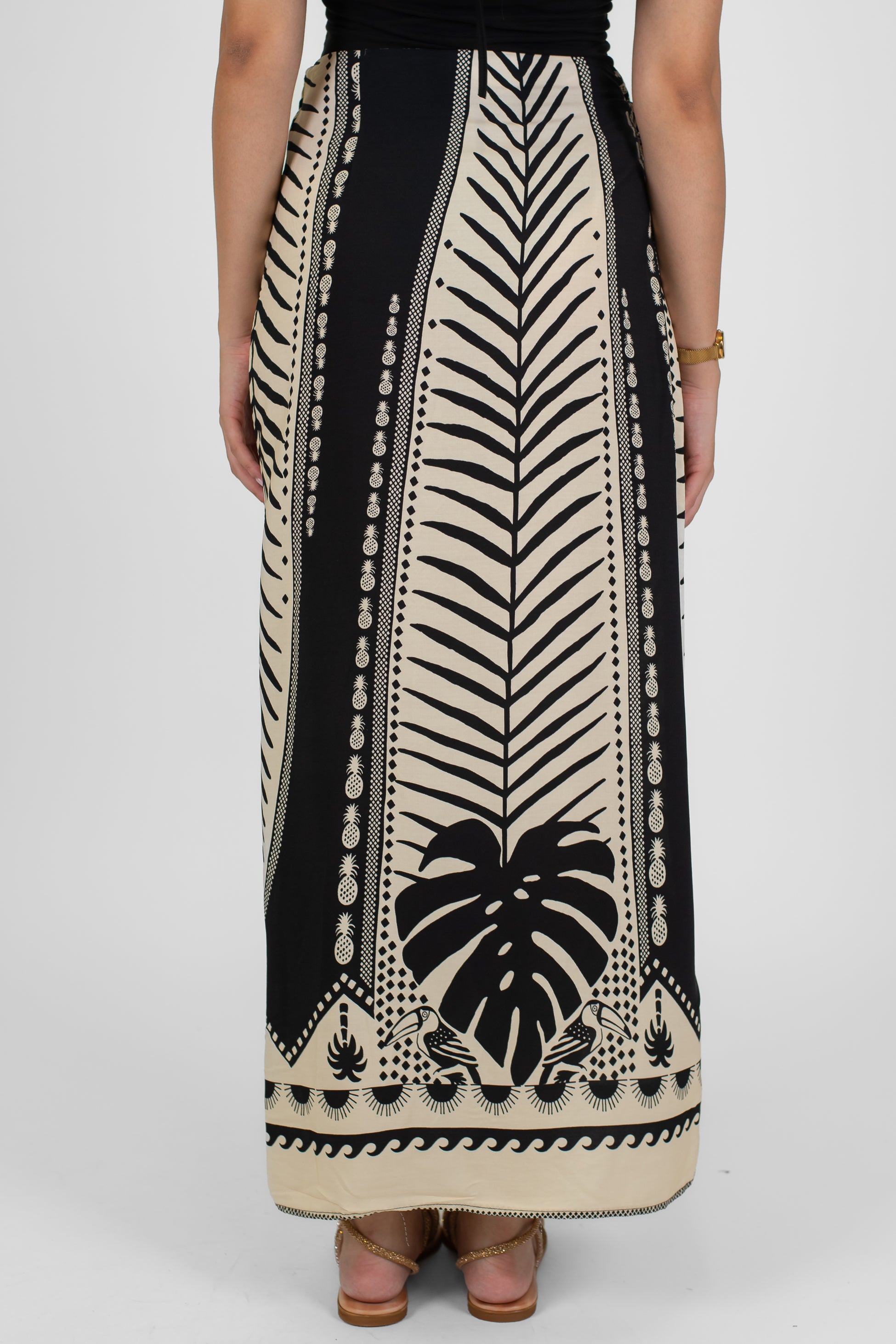 Haveone - Coordinato in viscosa body con allaccio al collo e gonna fantasia