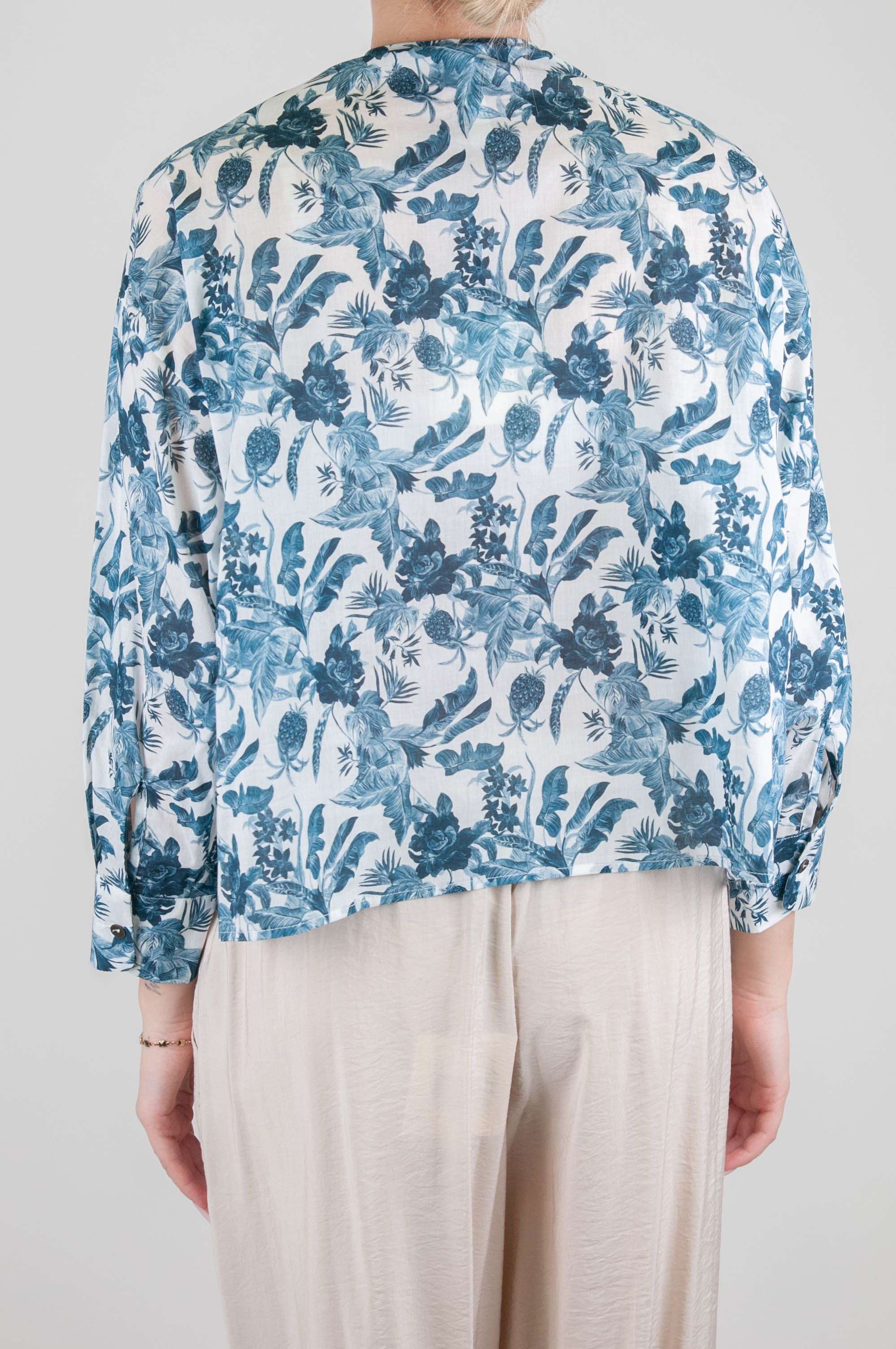 Tension in - Patterned cotton muslin shirt with ruffles on the front