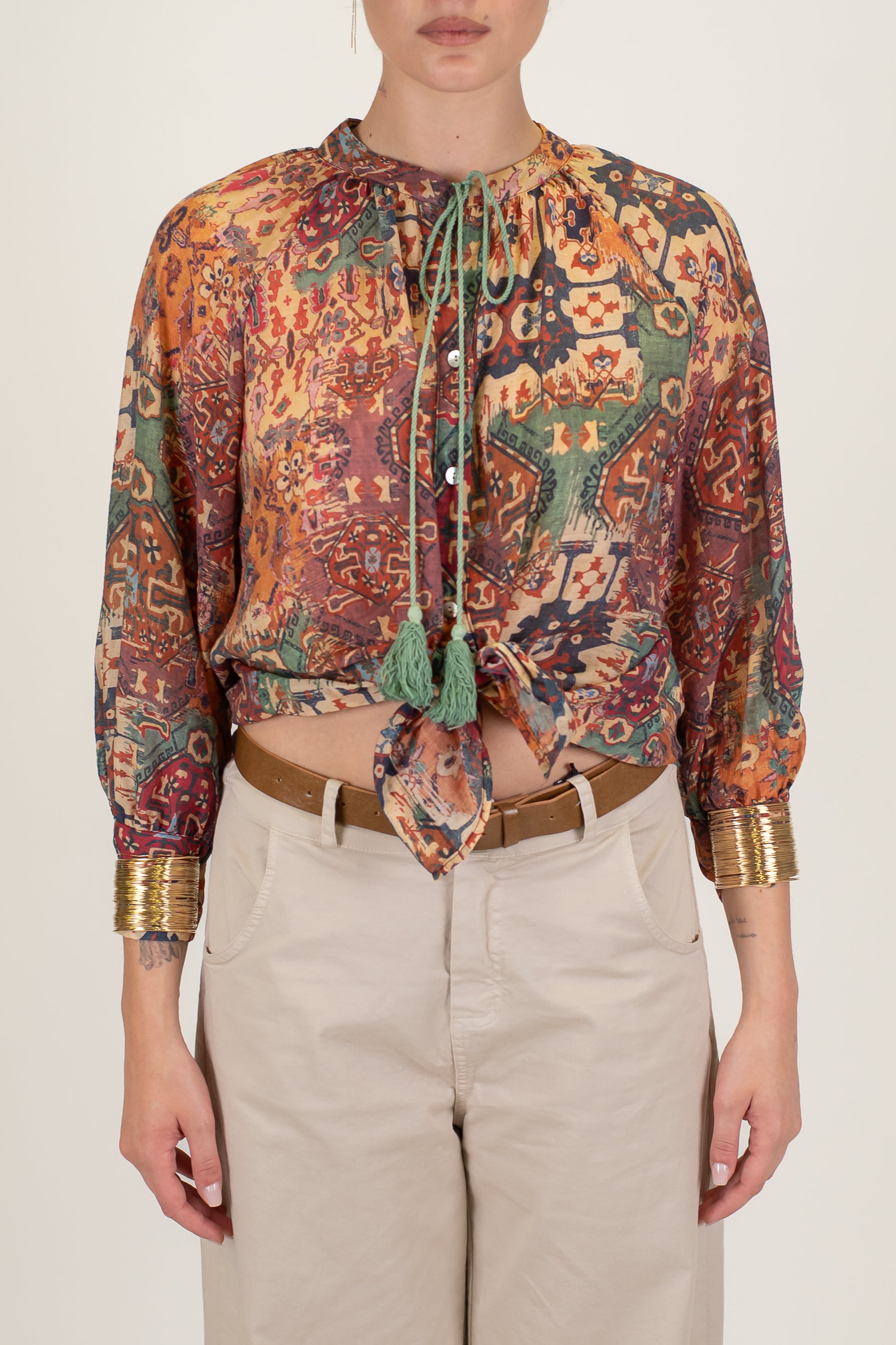 Tensione in - Camicia fantasia astratta in lycocell con bracciali