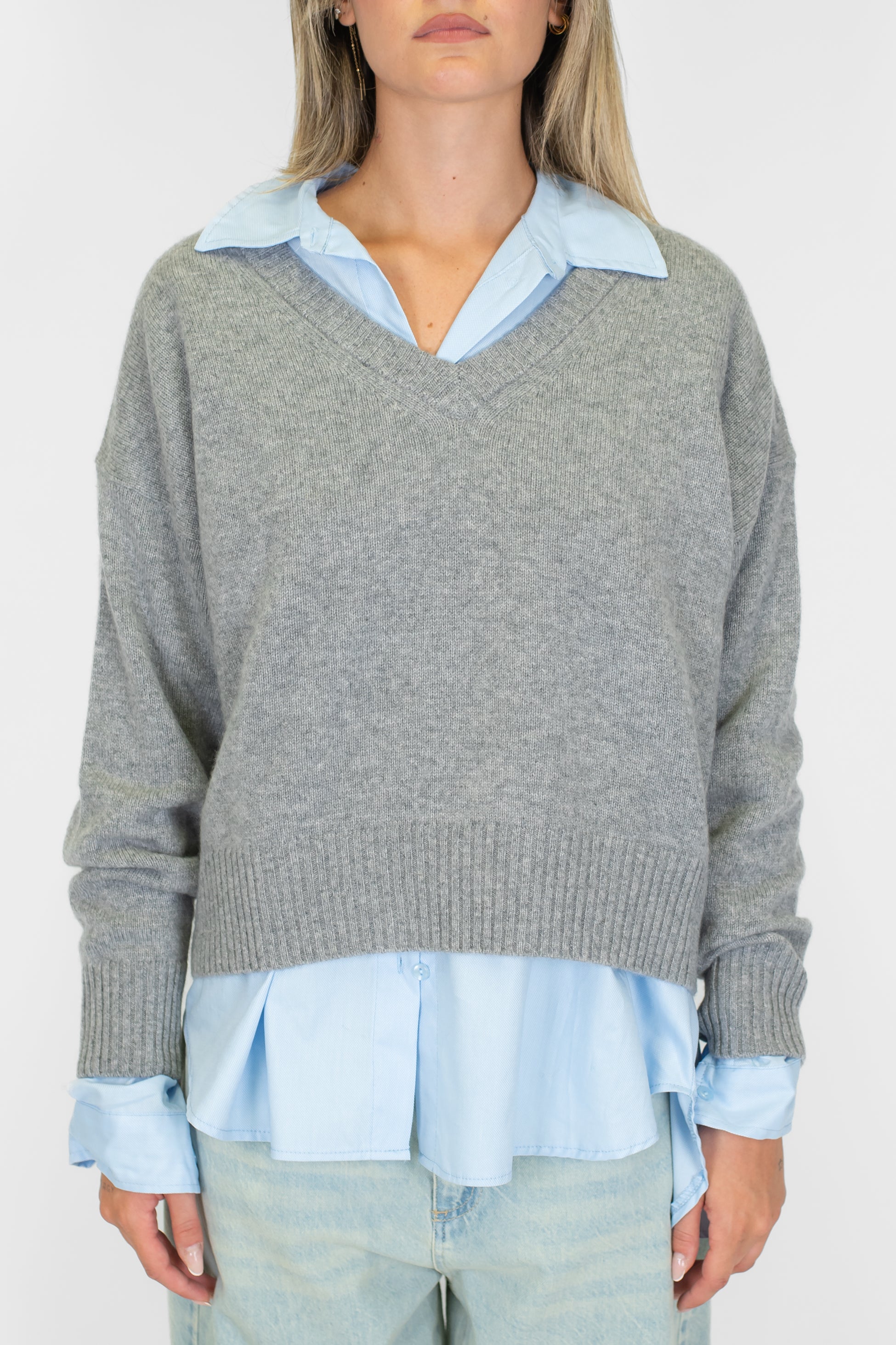 Tensione in - Maglia scollo a V in puro cashmere