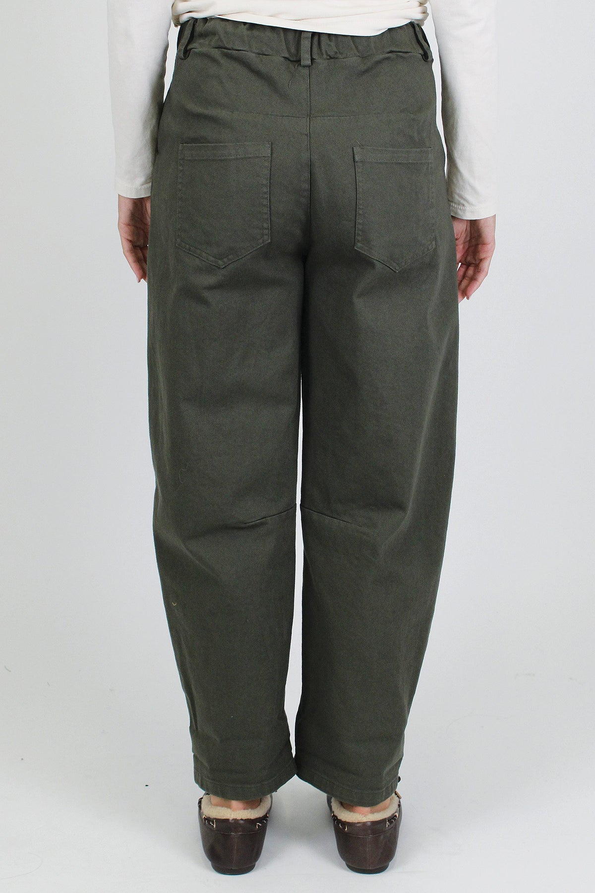 Tensione in - Pantalone balloon in denim colorato