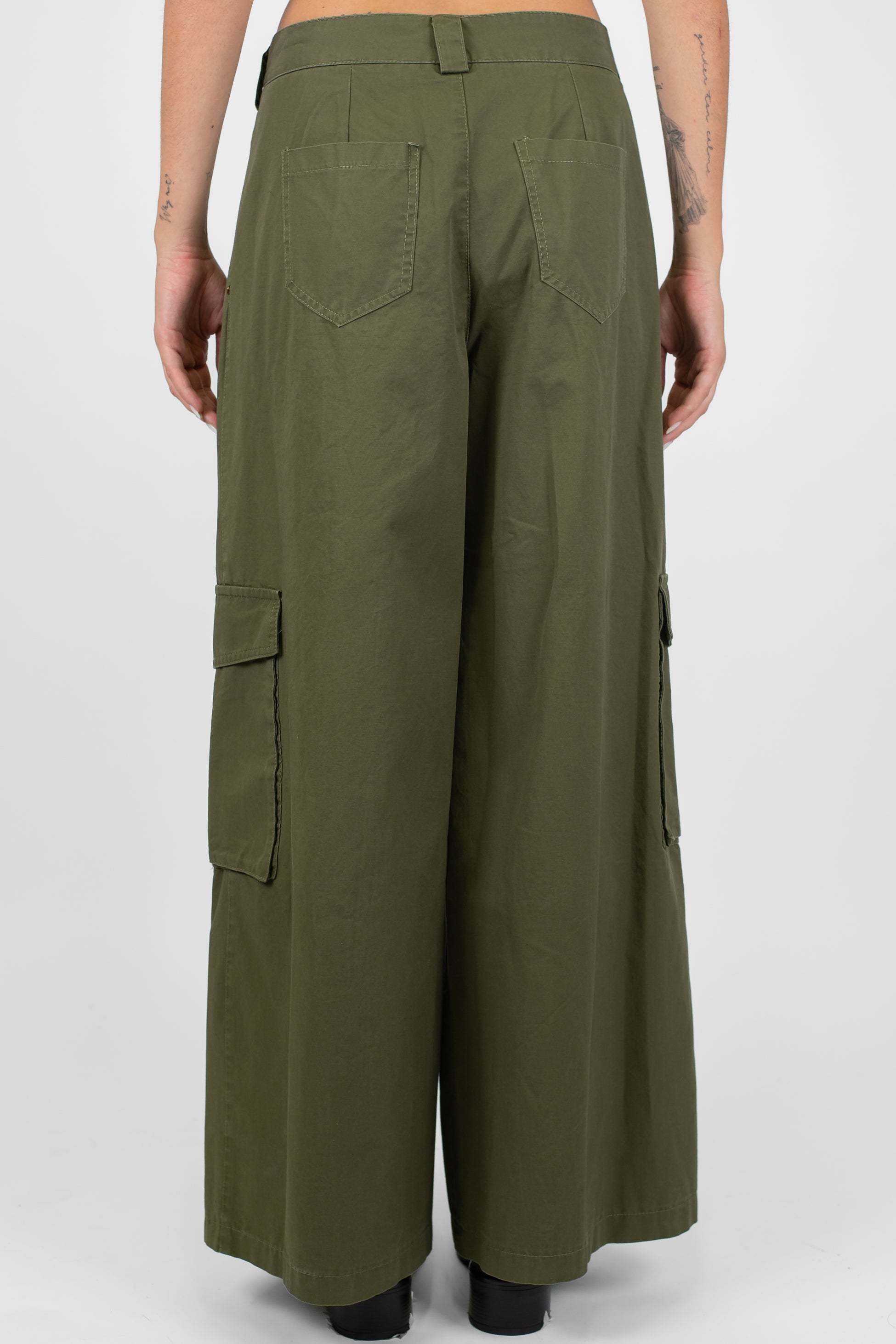 Tensione in - Pantalopne cargo palazzo