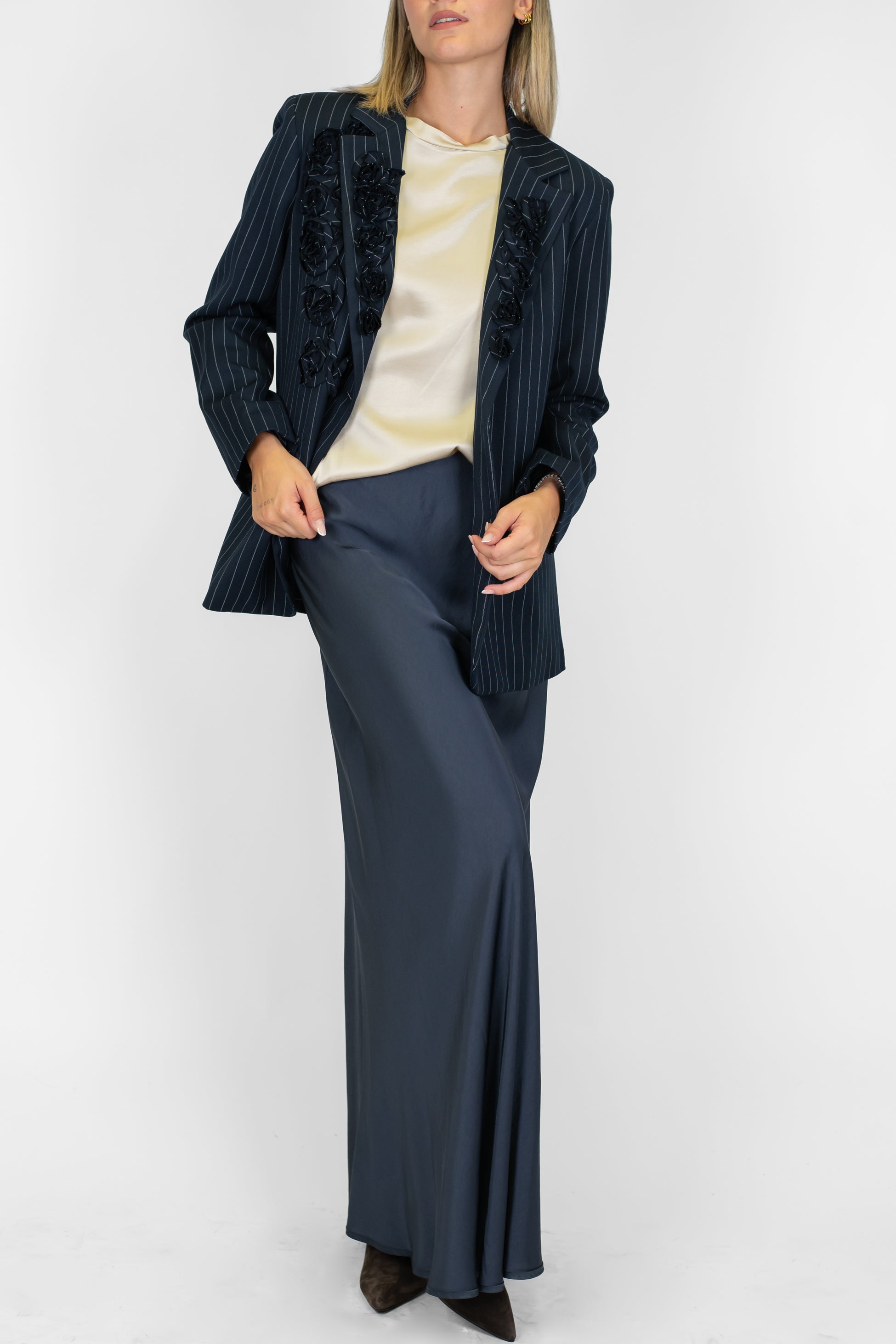 Tensione in - Gonna in viscosa con elastico in vita