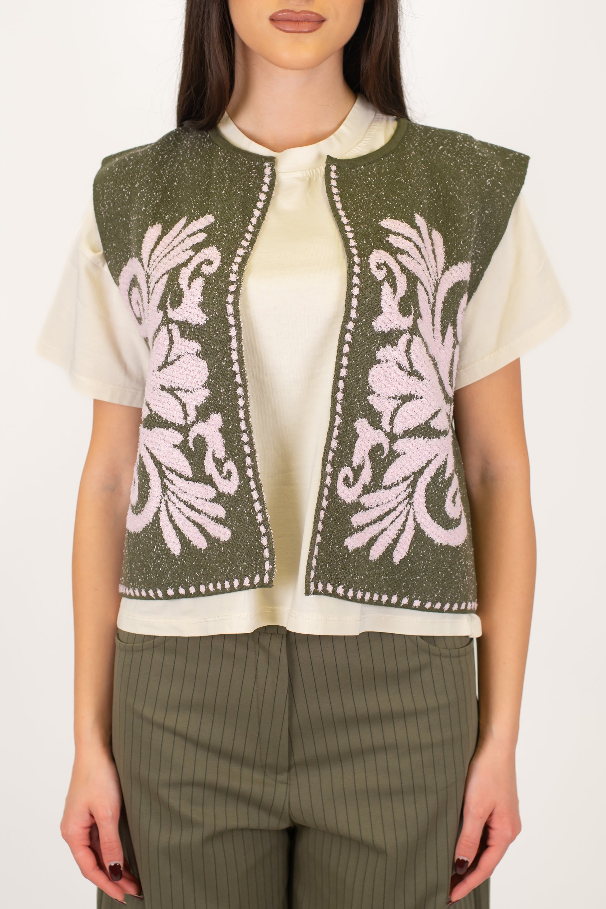 Tensione in - Gilet aperto con fantasia arabesque a contrasto