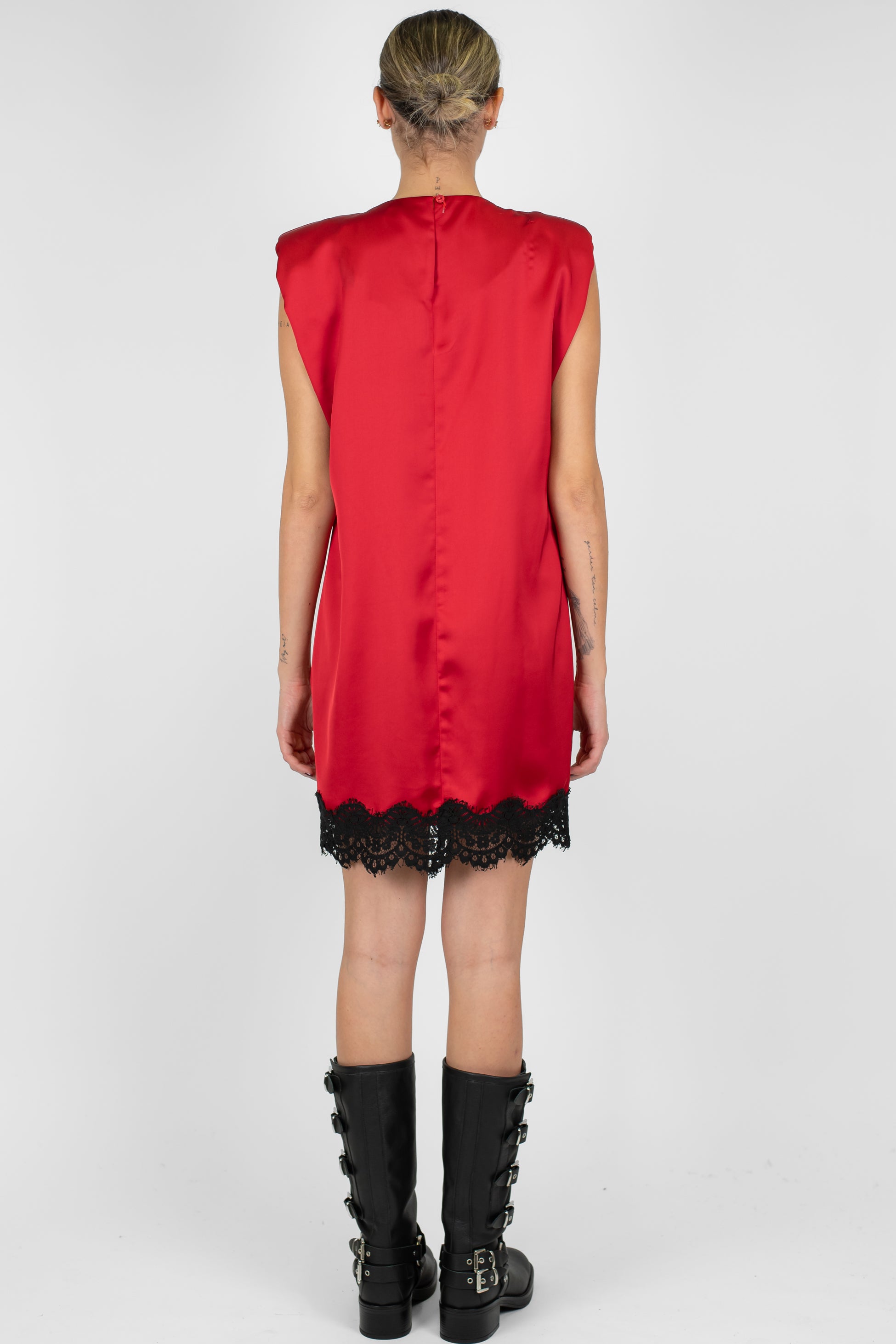 Motel - Abito corto in raso con spalline e pizzo sul fondo