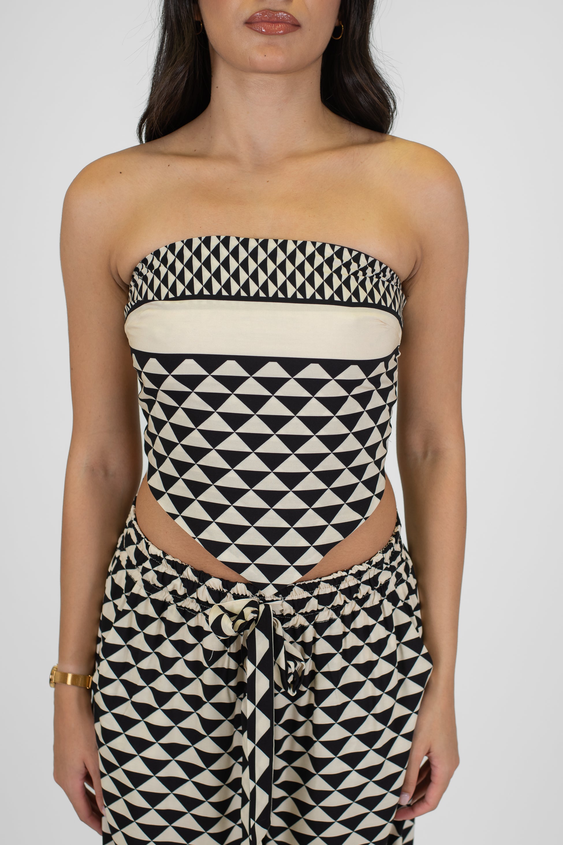 Tensione in - Top fazzoletto fantasia geometrica in viscosa