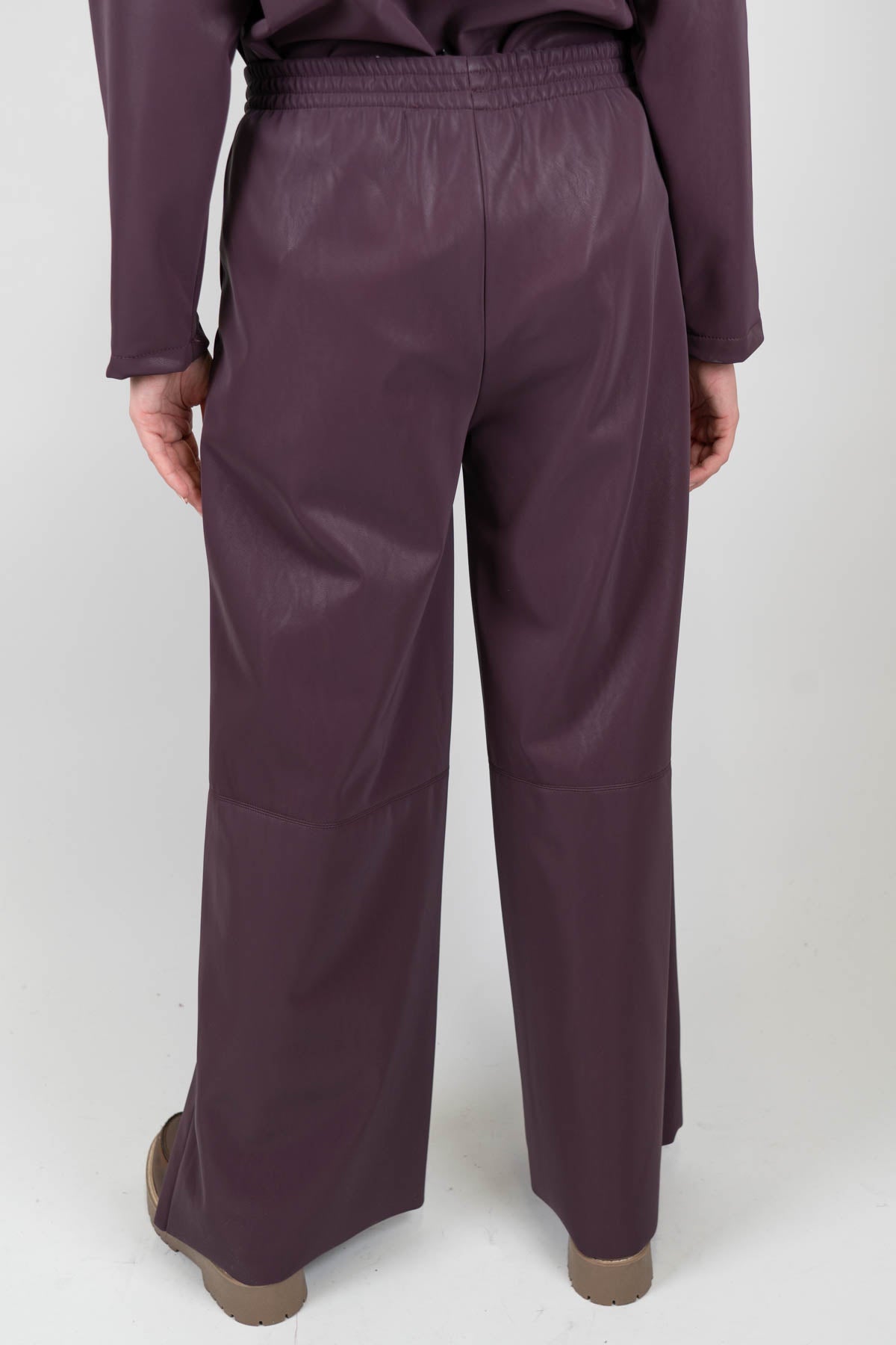 Haveone - Pantalone palazzo in ecopelle con elastico in vita