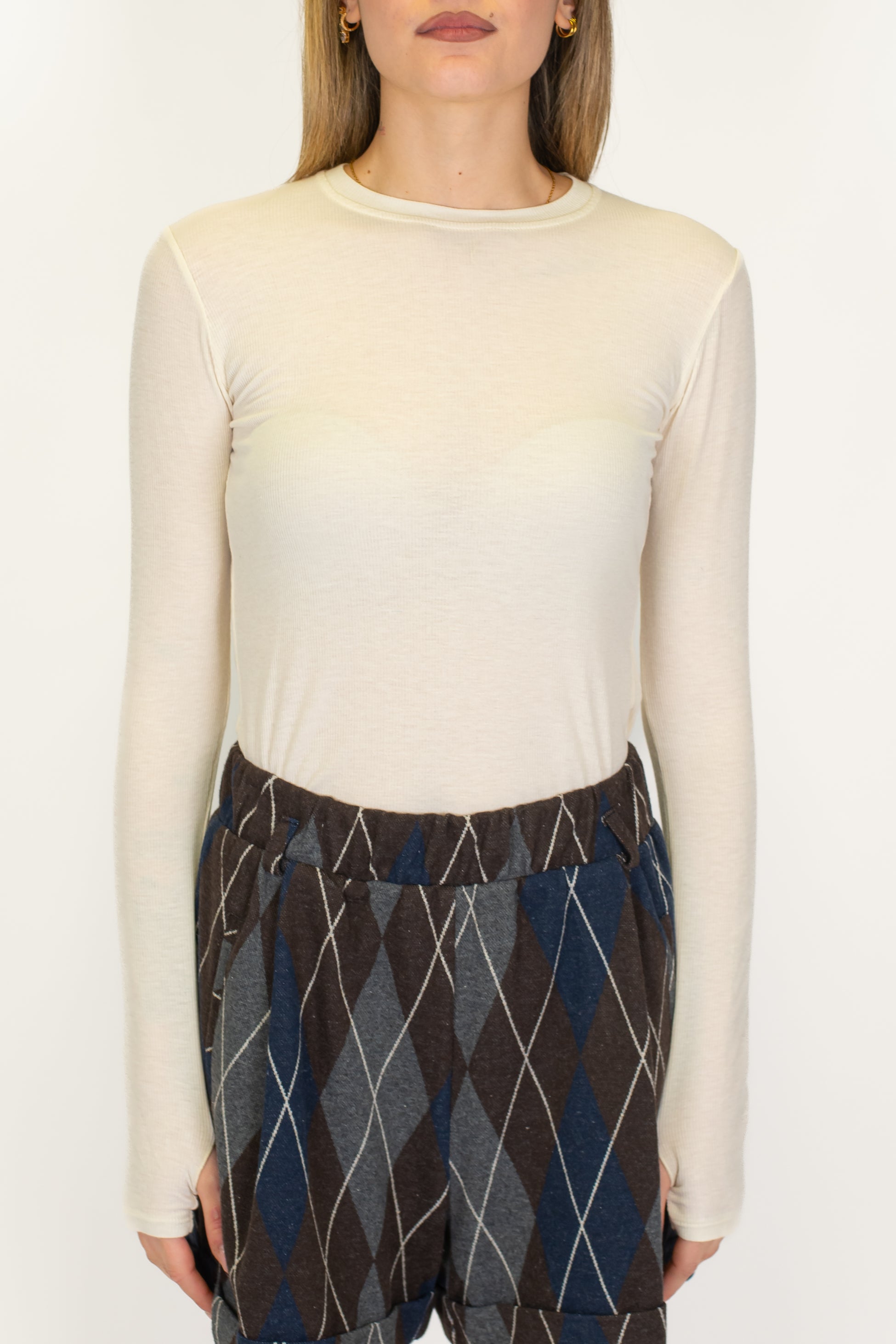 Tensione in - Maglia thumb hole basica in misto cashmere