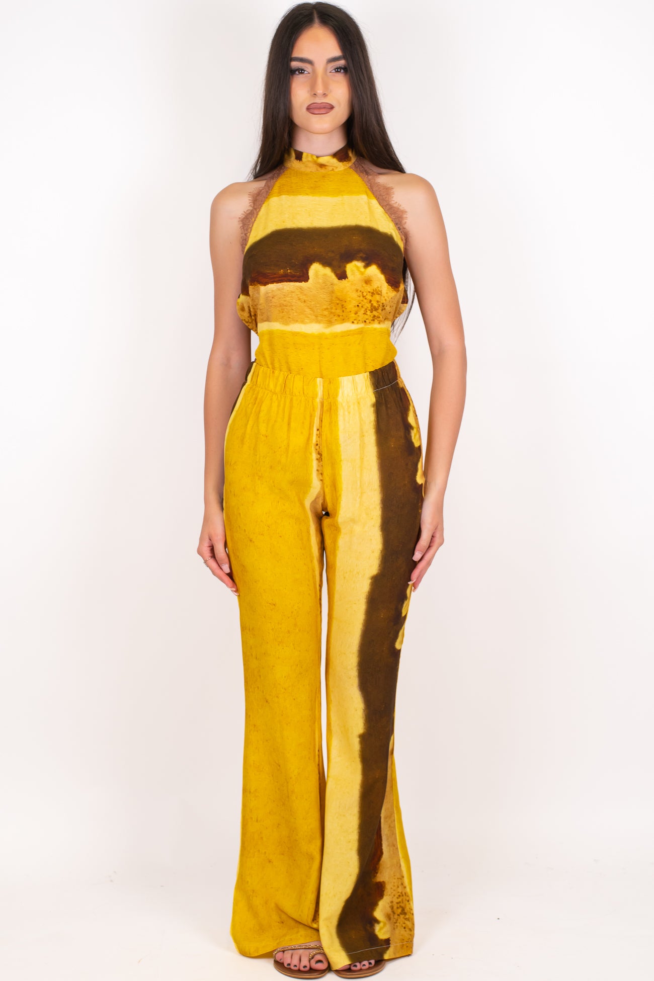 Haveone - Coordinato in viscosa fantasia astratta con top fazzoletto con frange e scollatura sul retro e pantalone palazzo con elastico in vita