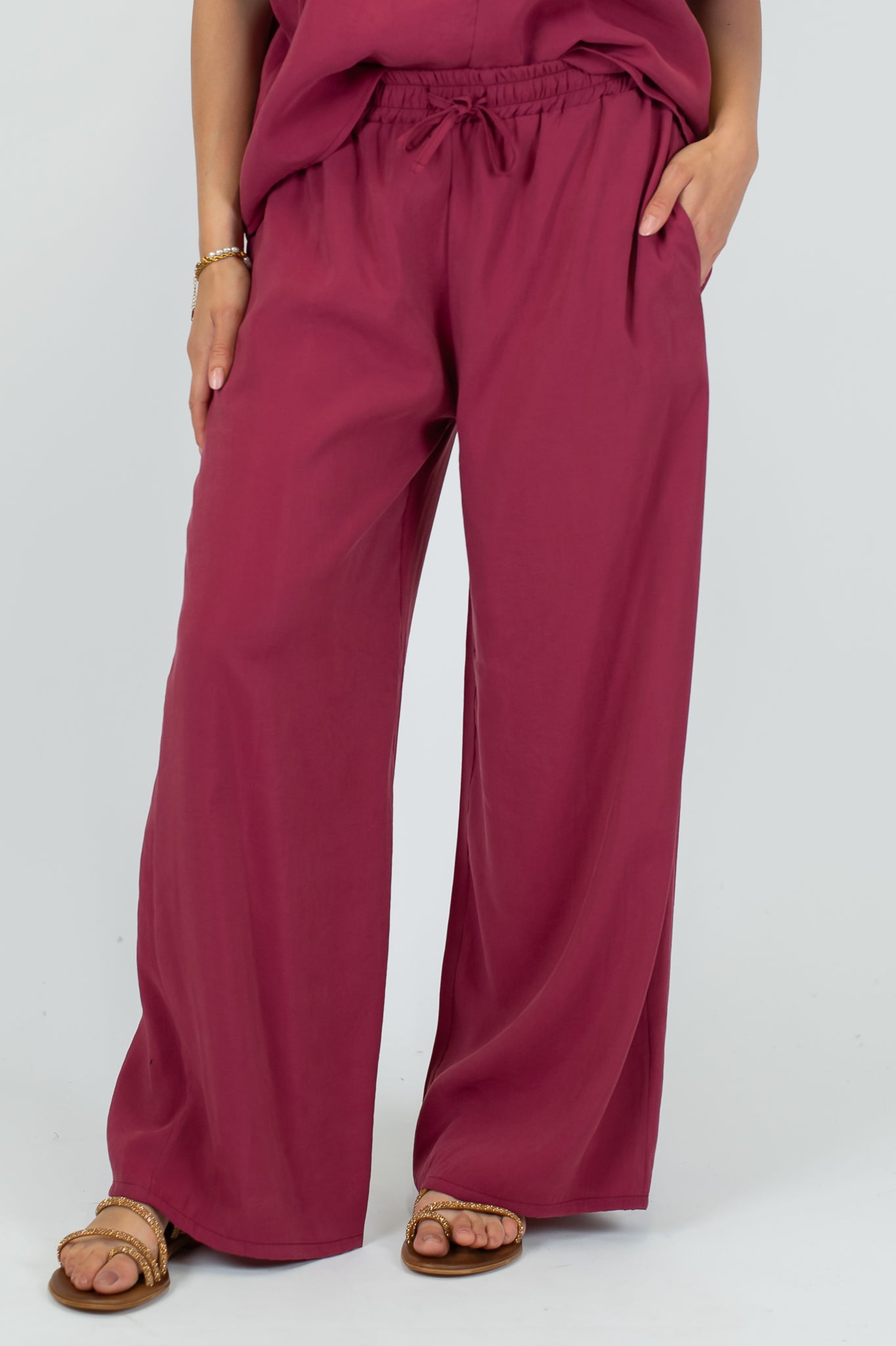 Haveone - Coordinato blusa scollo V e pantalone palazzo in cupro