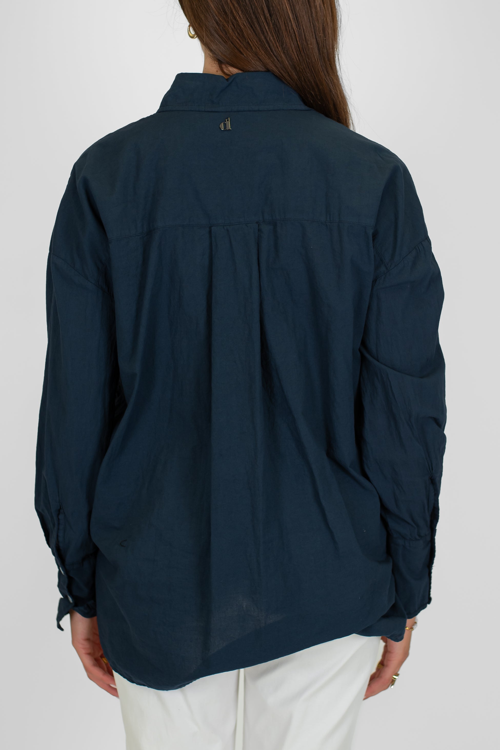 Dixie - Camicia tinta unita in cotone con nodo sul fondo