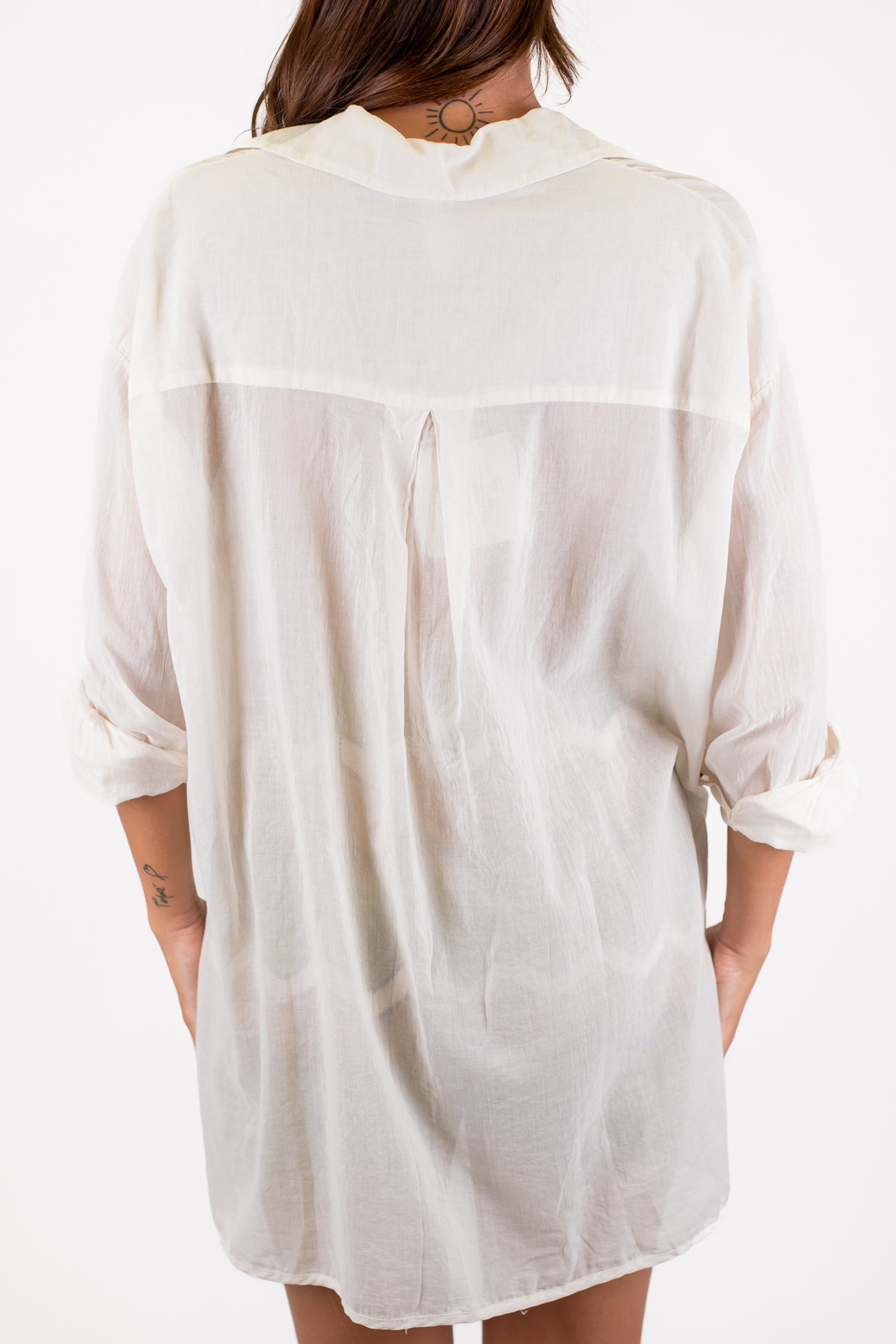 Tensione in - Maxi camicia in mussola di cotone