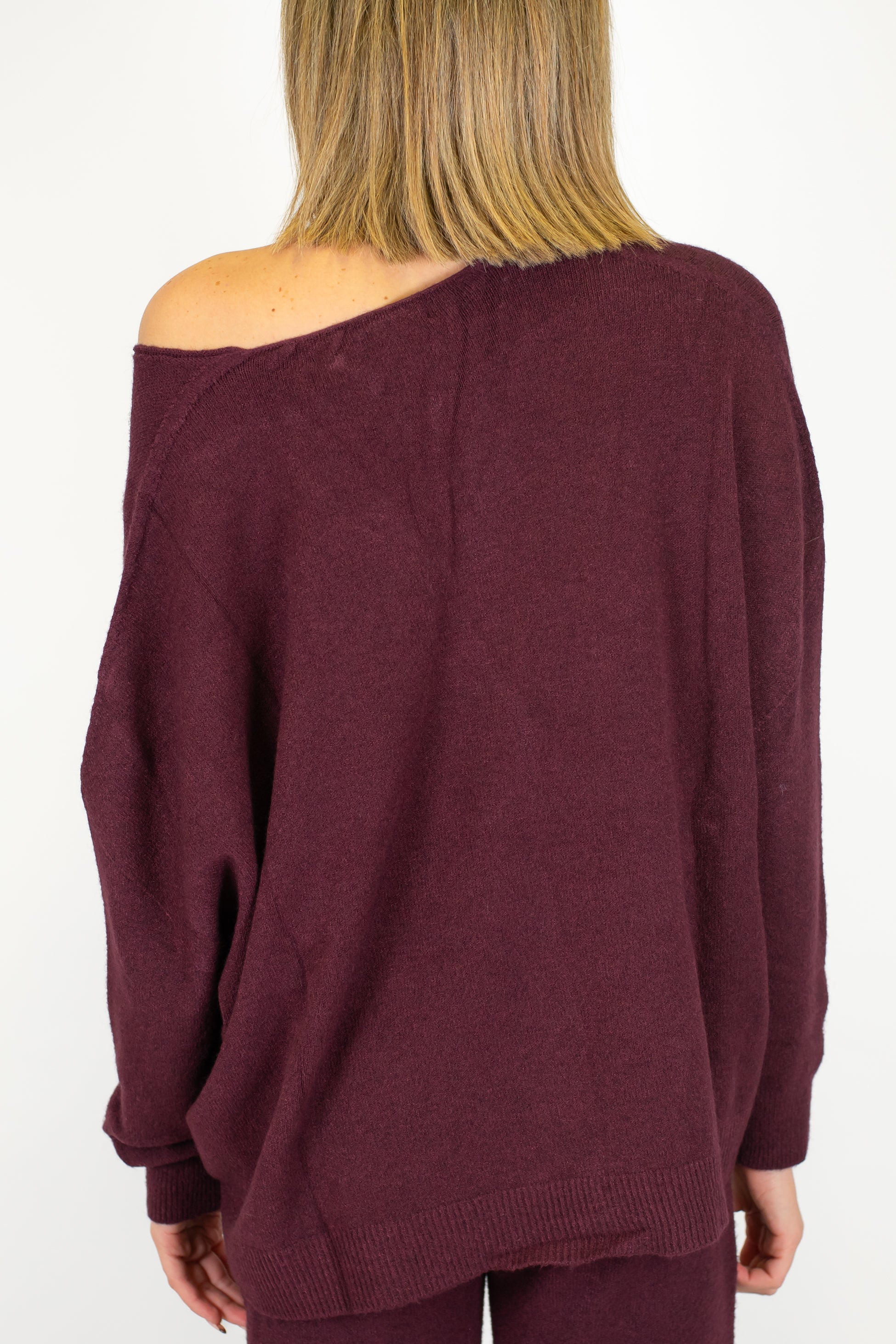 Haveone - Coordinato maglia scollo v e pantalone palazzo con elastico in vita