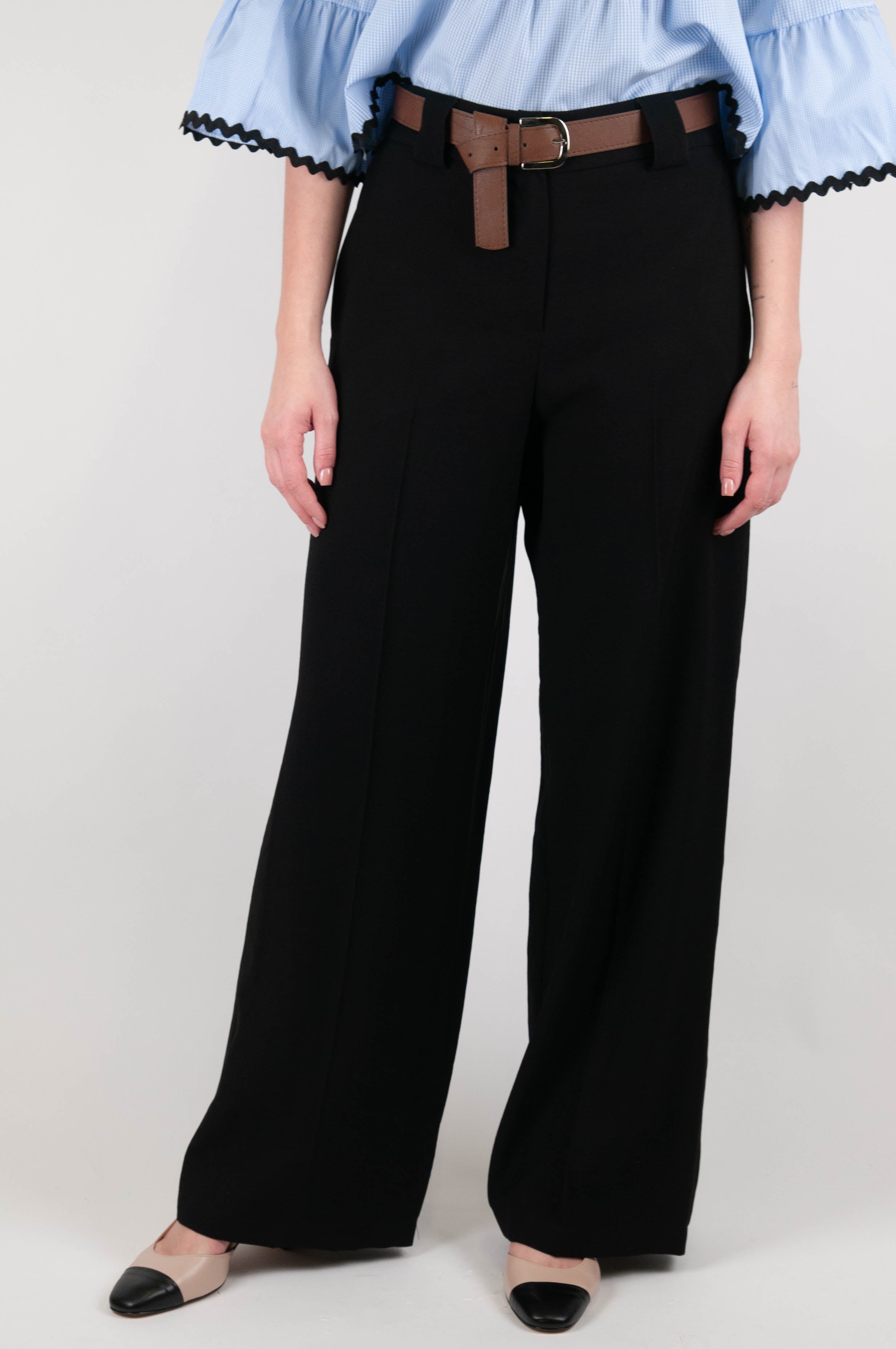 Tension in - Palazzo trousers with elastic on the back