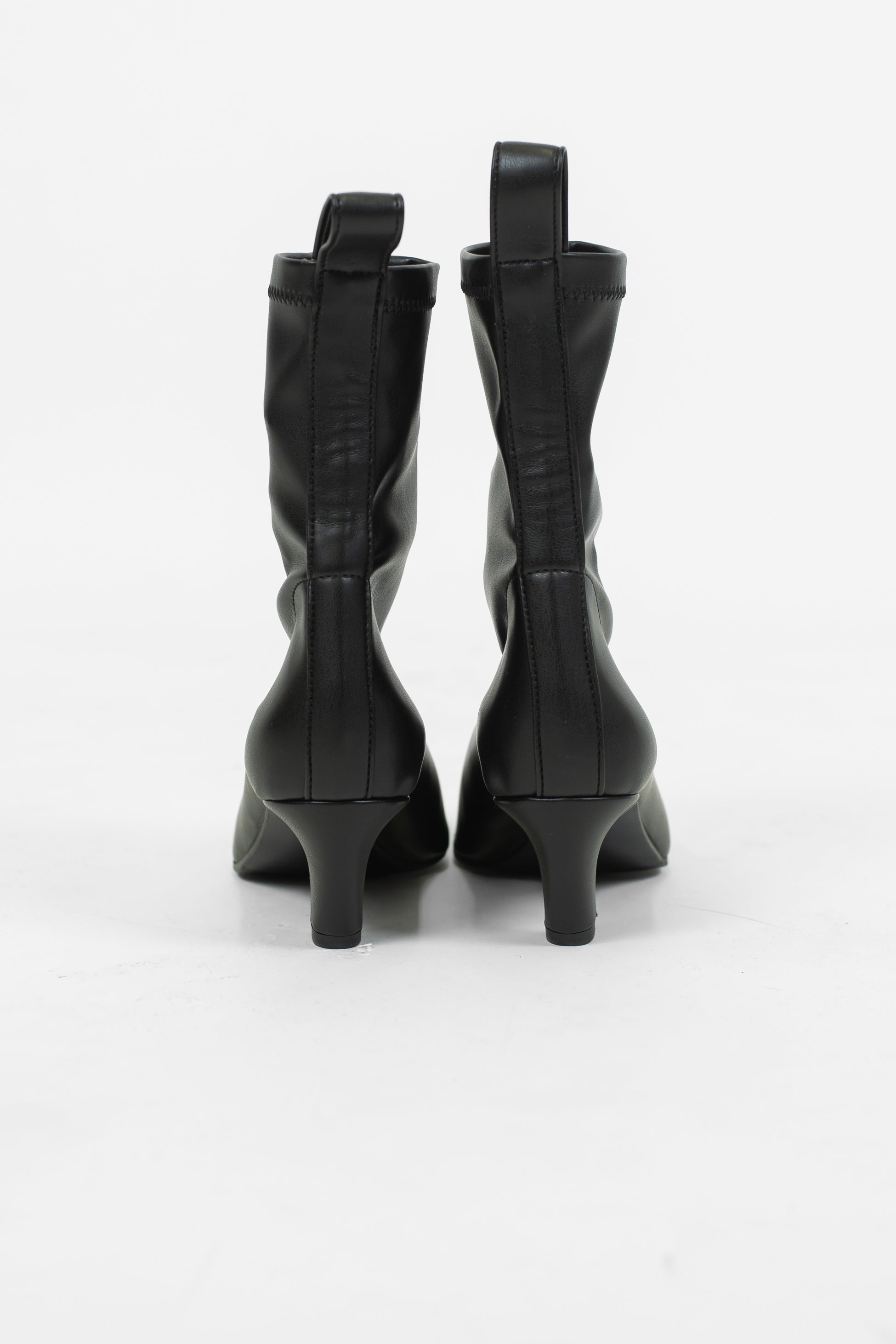 Ovyè - Tronchetto stretch in pelle