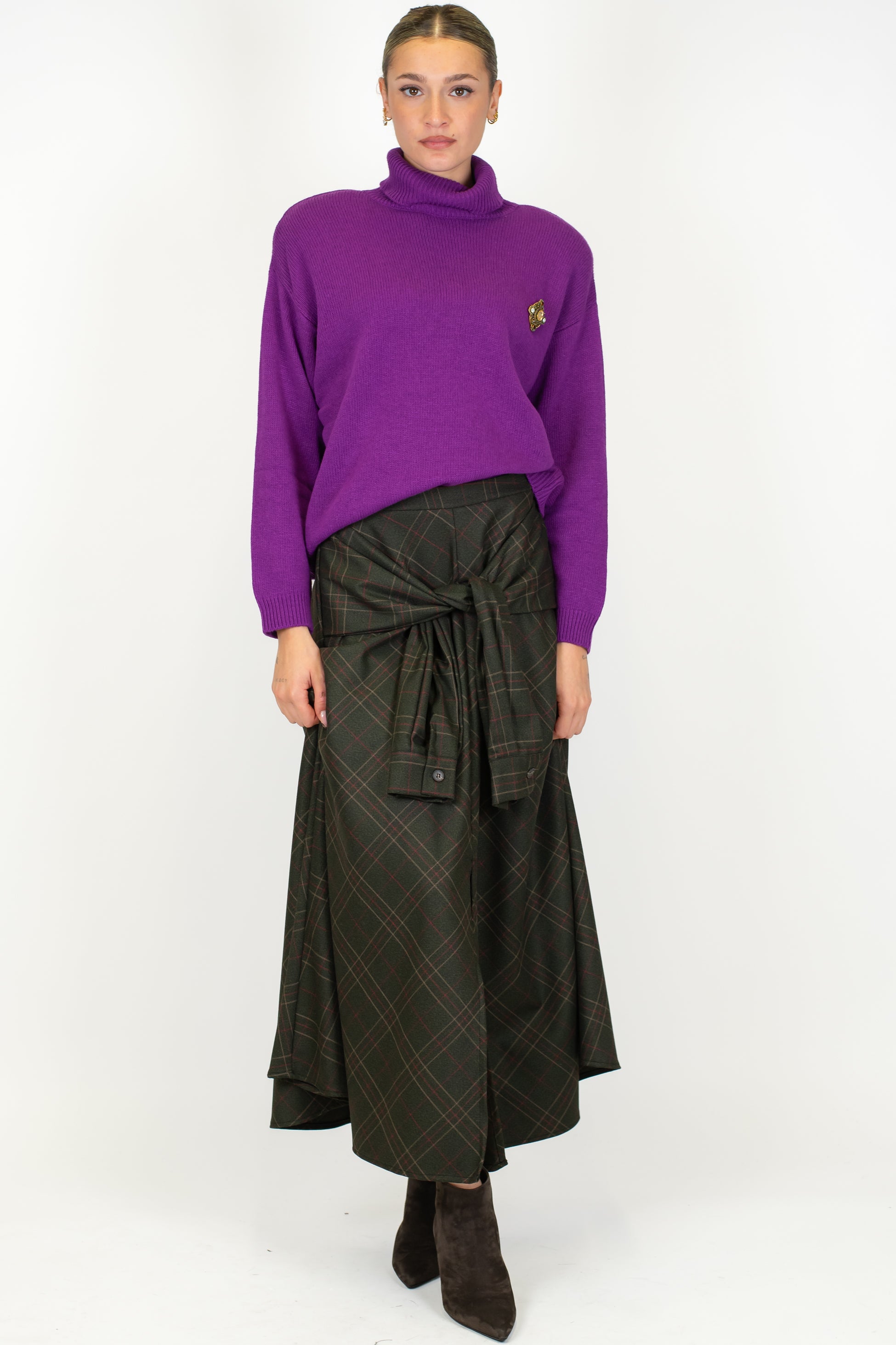 Motel - Dolcevita in misto lana con spalline e spilla gioiello