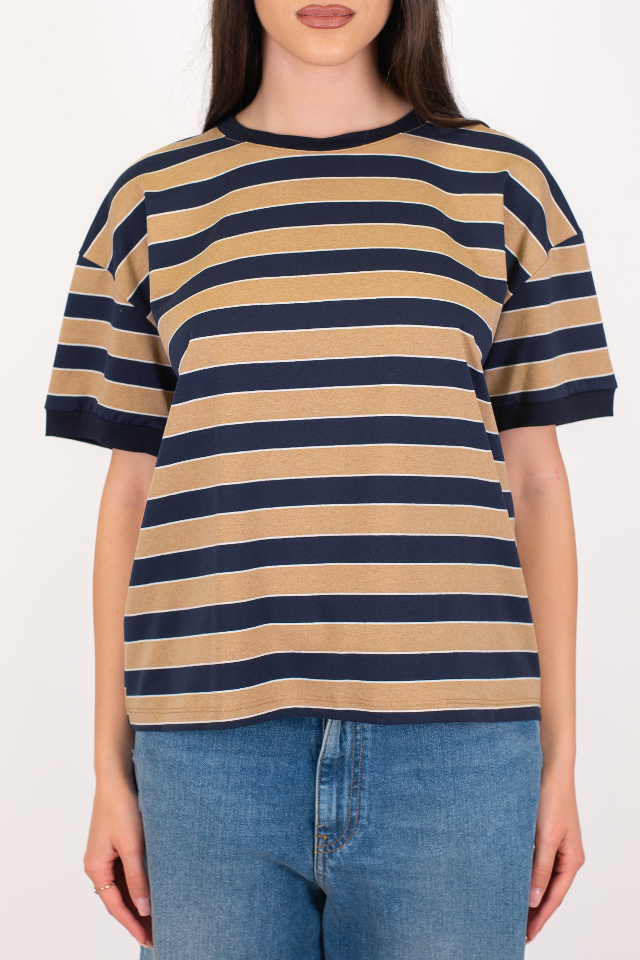 Tensione in - T-shirt fantasia a righe a contrasto
