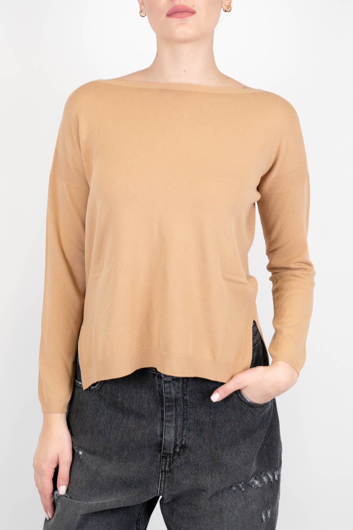 Kontatto - Maglia paricollo con spacchetti laterali sul fondo