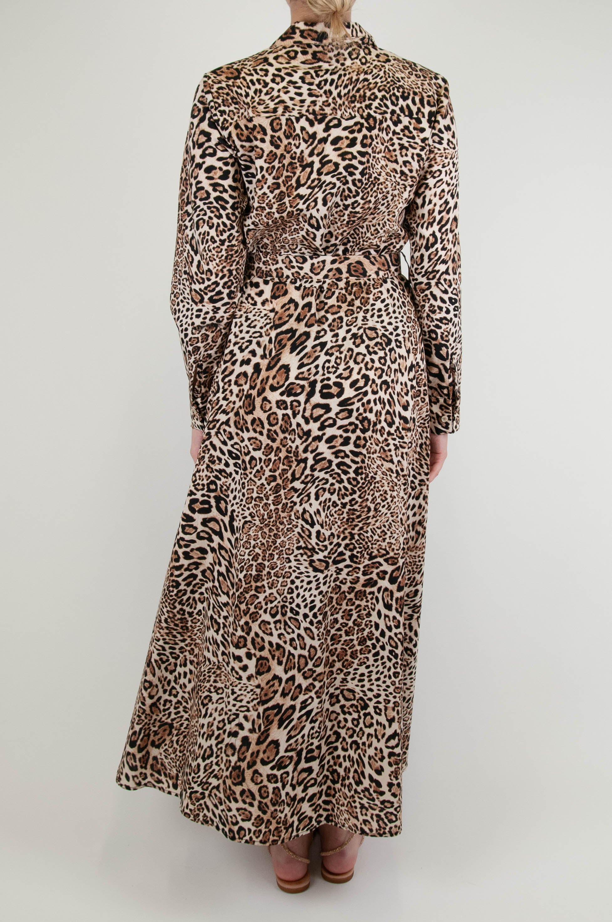Tension in - Animal print shirtdress with brooch