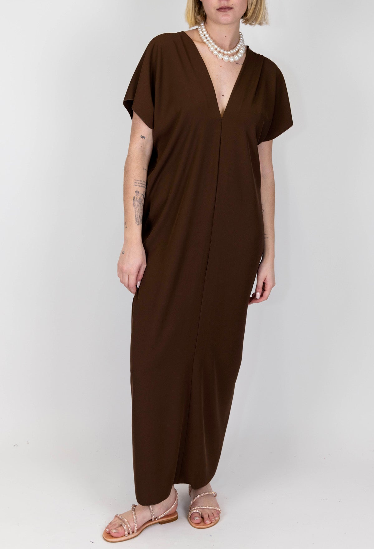 Motel - Abito lungo scollo a V fronte-retro con collana