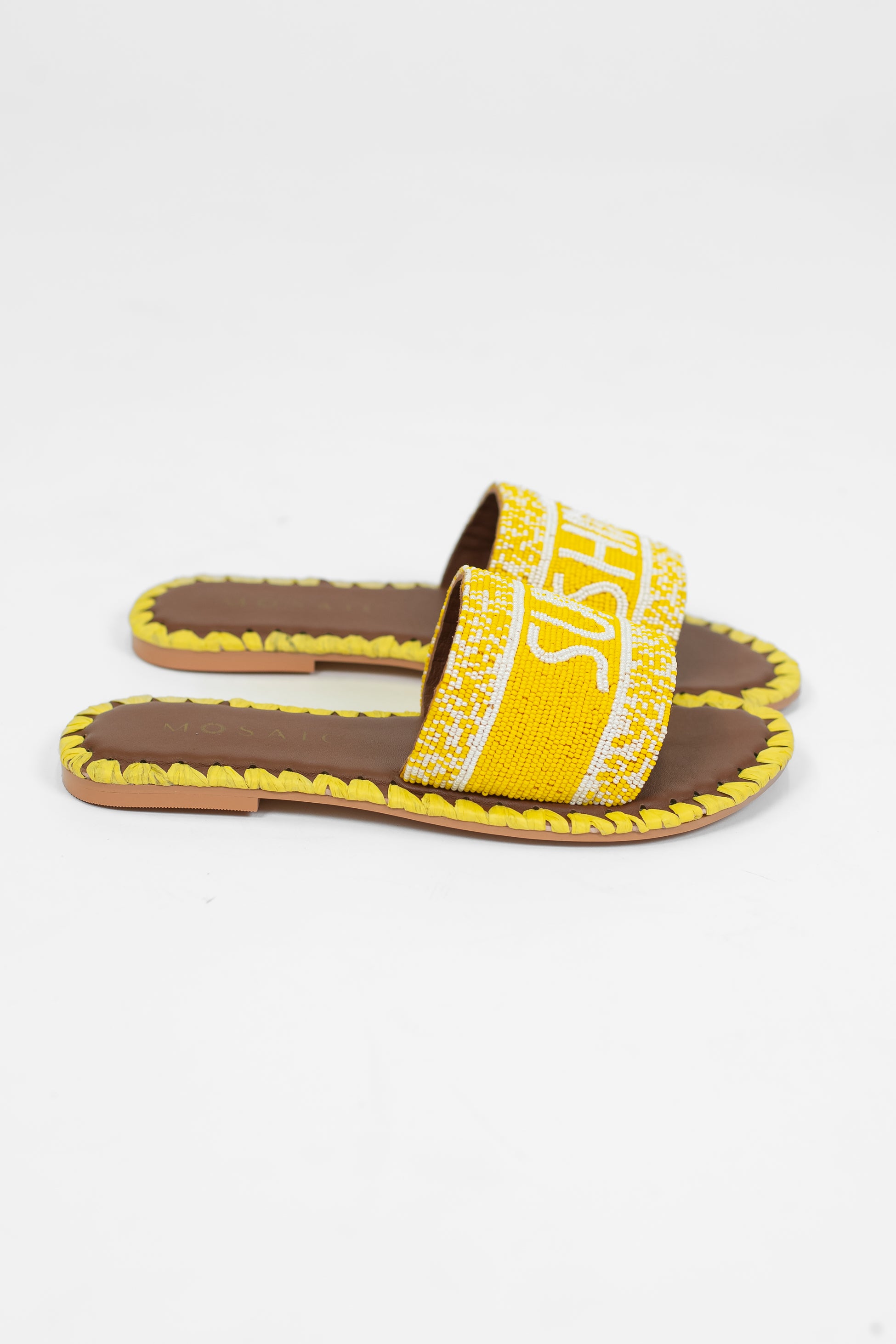 Mosaic - Ciabattina con fascia decorata da perline con scritta