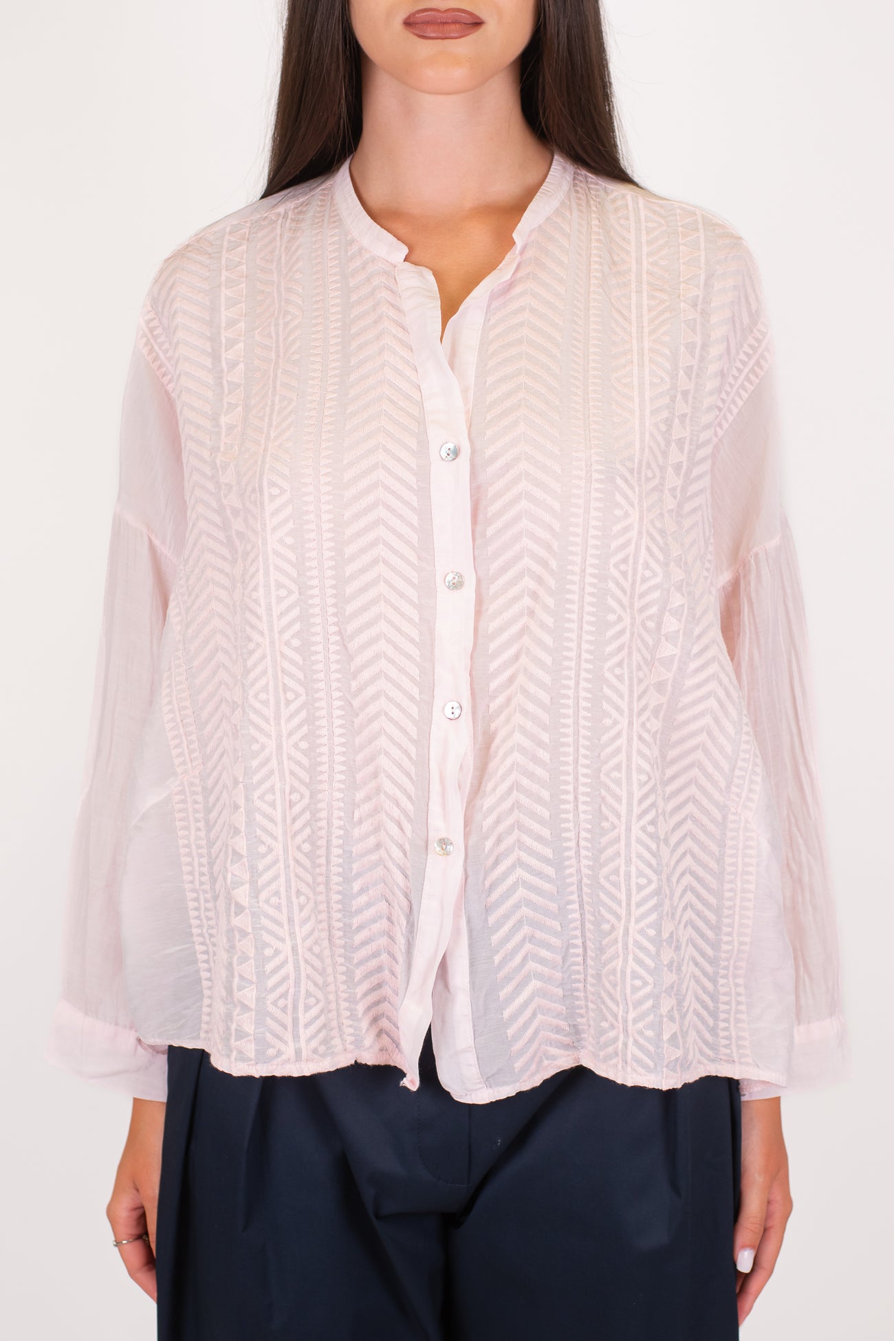 Tensione in - Camicia in misto seta fantasia spigata tono su tono