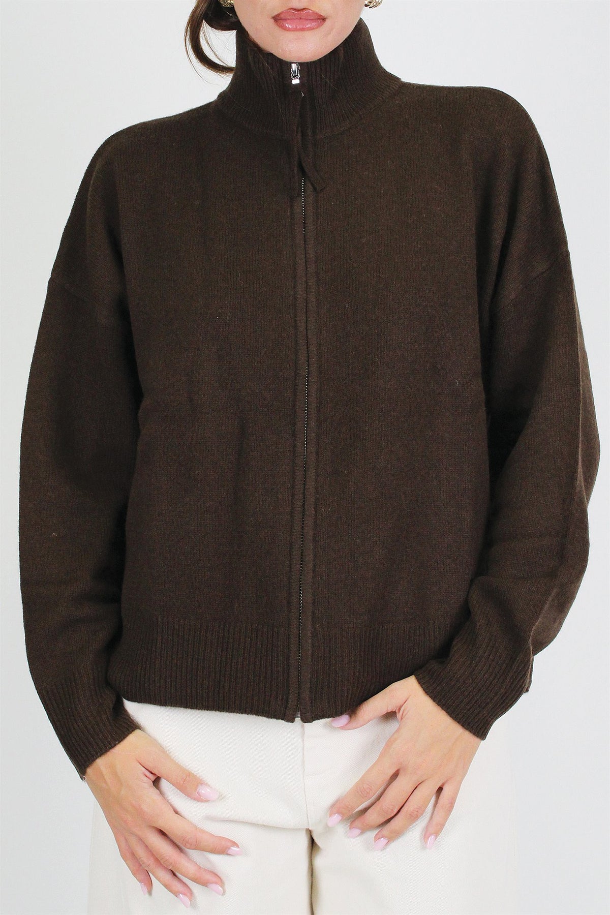 Tensione in - Cardigan in pura lana con collo alto e chiusura zip