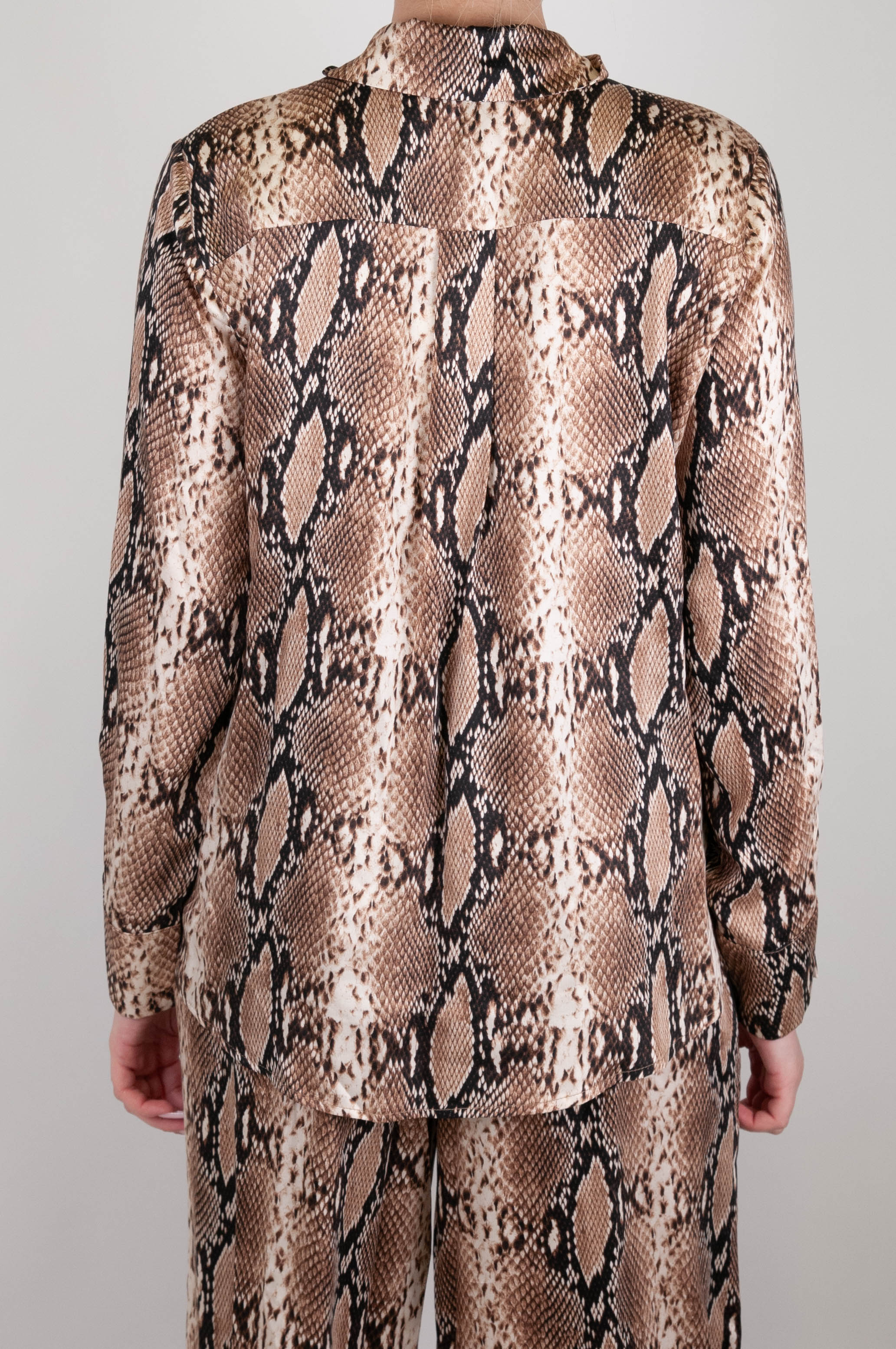 Tension in - Viscose animal print shirt with python print