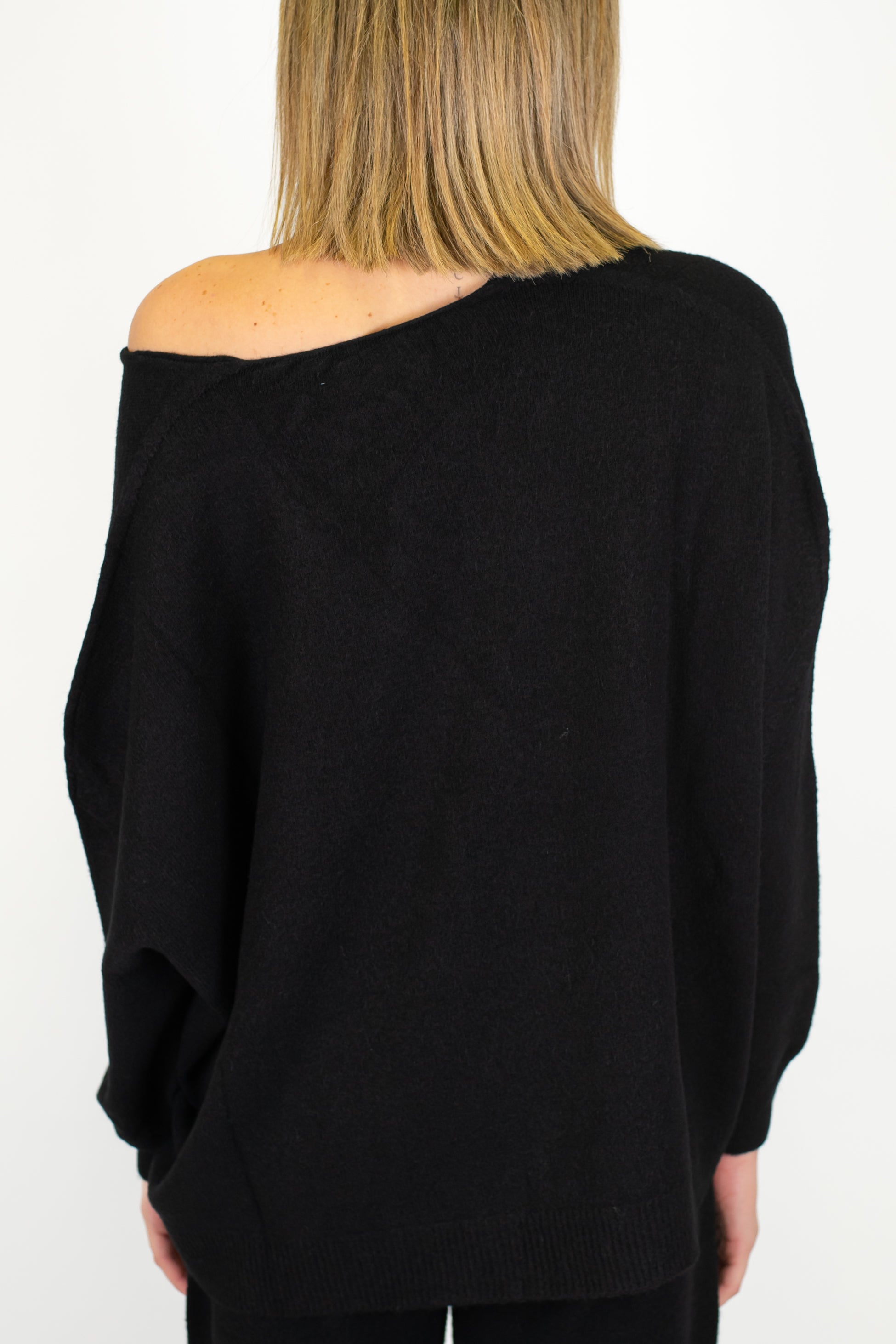 Haveone - Coordinato maglia scollo v e pantalone palazzo con elastico in vita