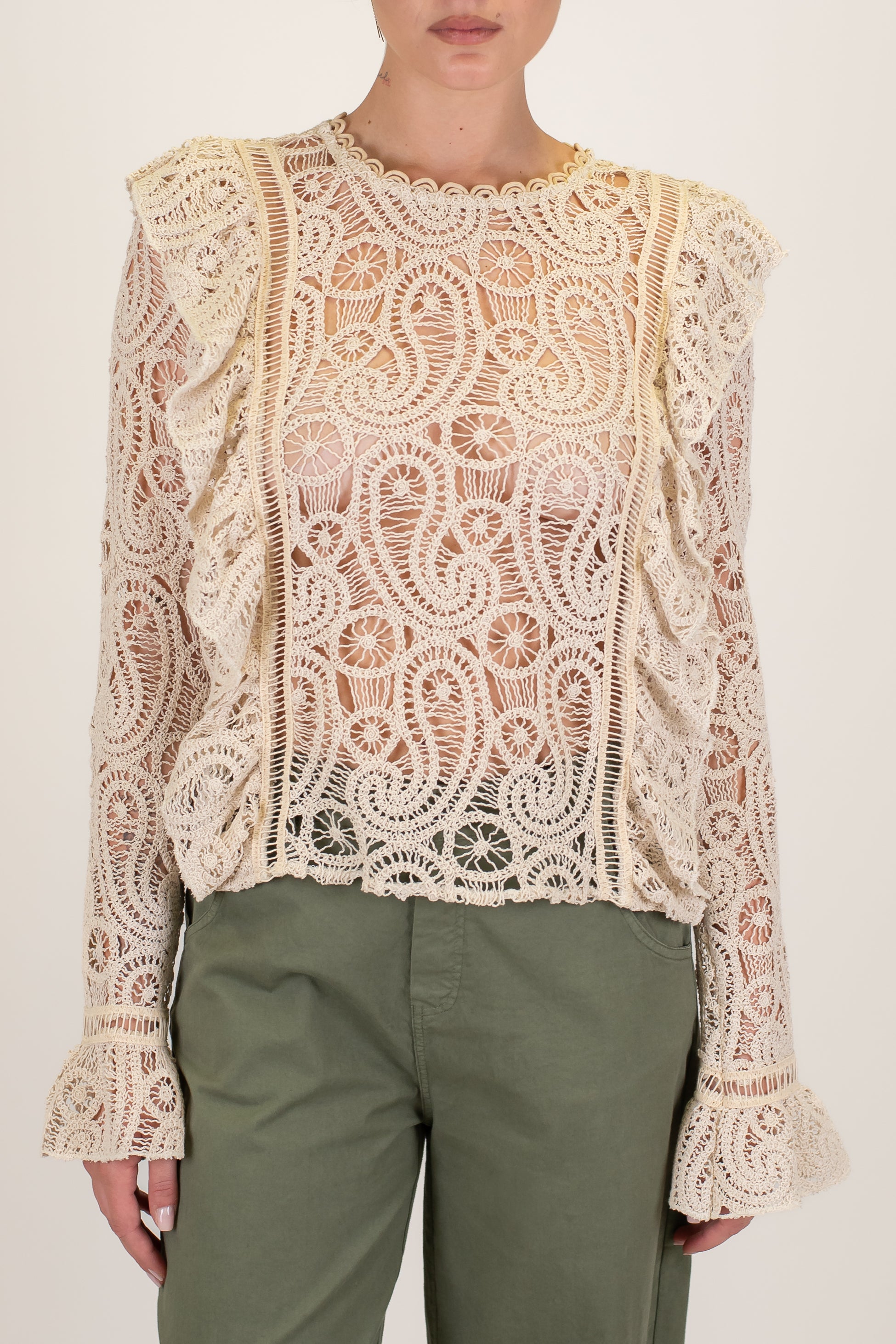 Tensione in - Casacca in crochet di cotone con rouches