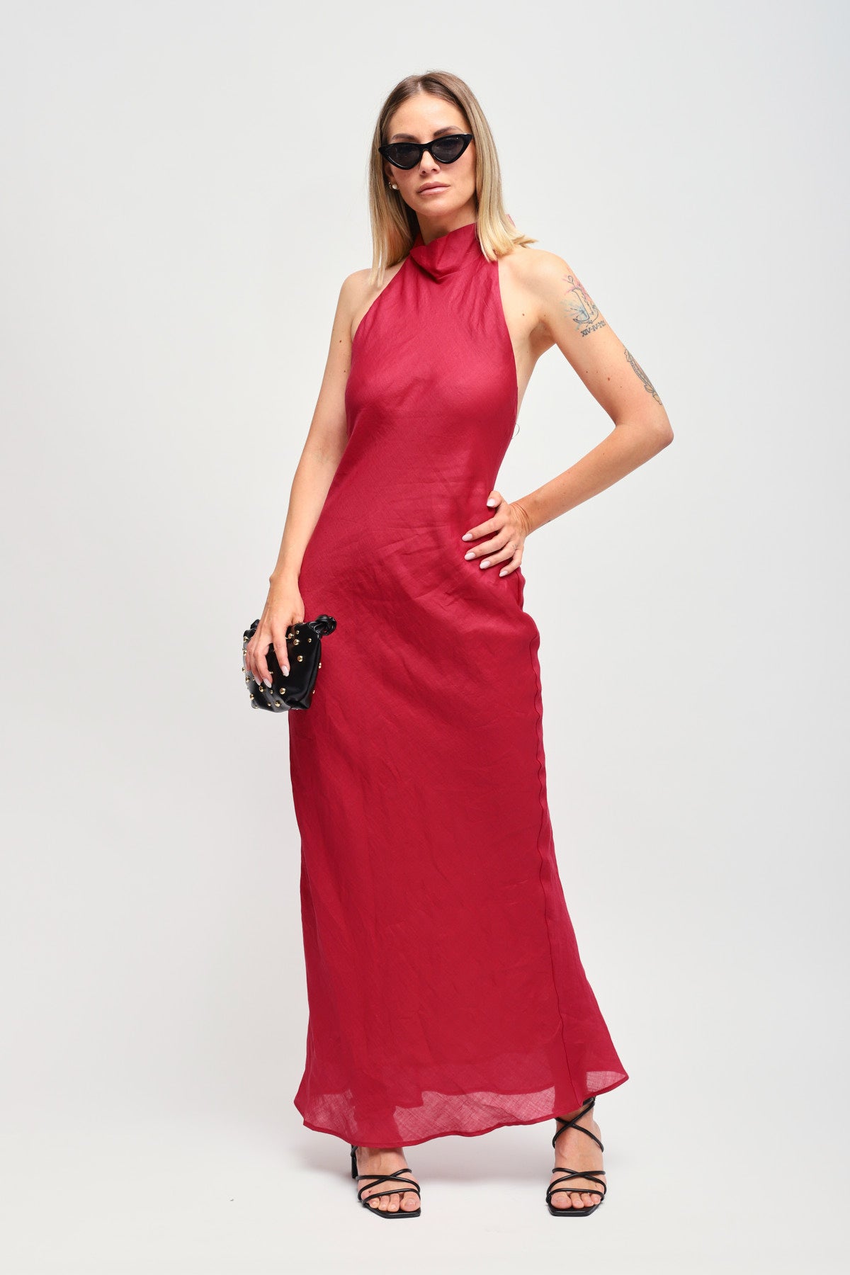 Maryley - Abito in lino scollato sulla schiena allacciato al collo