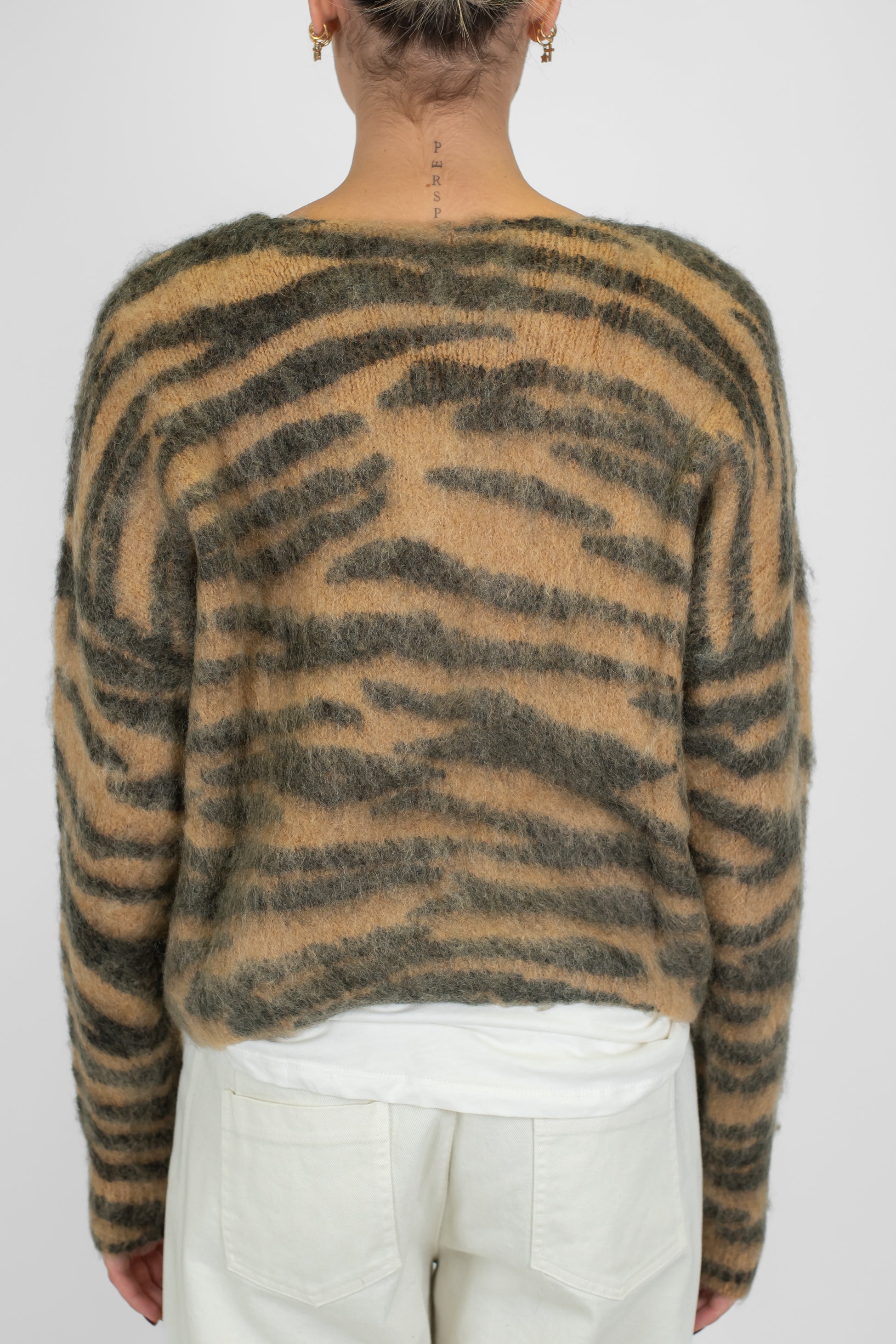 Tensione in - Cardigan fantasia animalier zebrata in misto lana mohair con bottoni gioiello