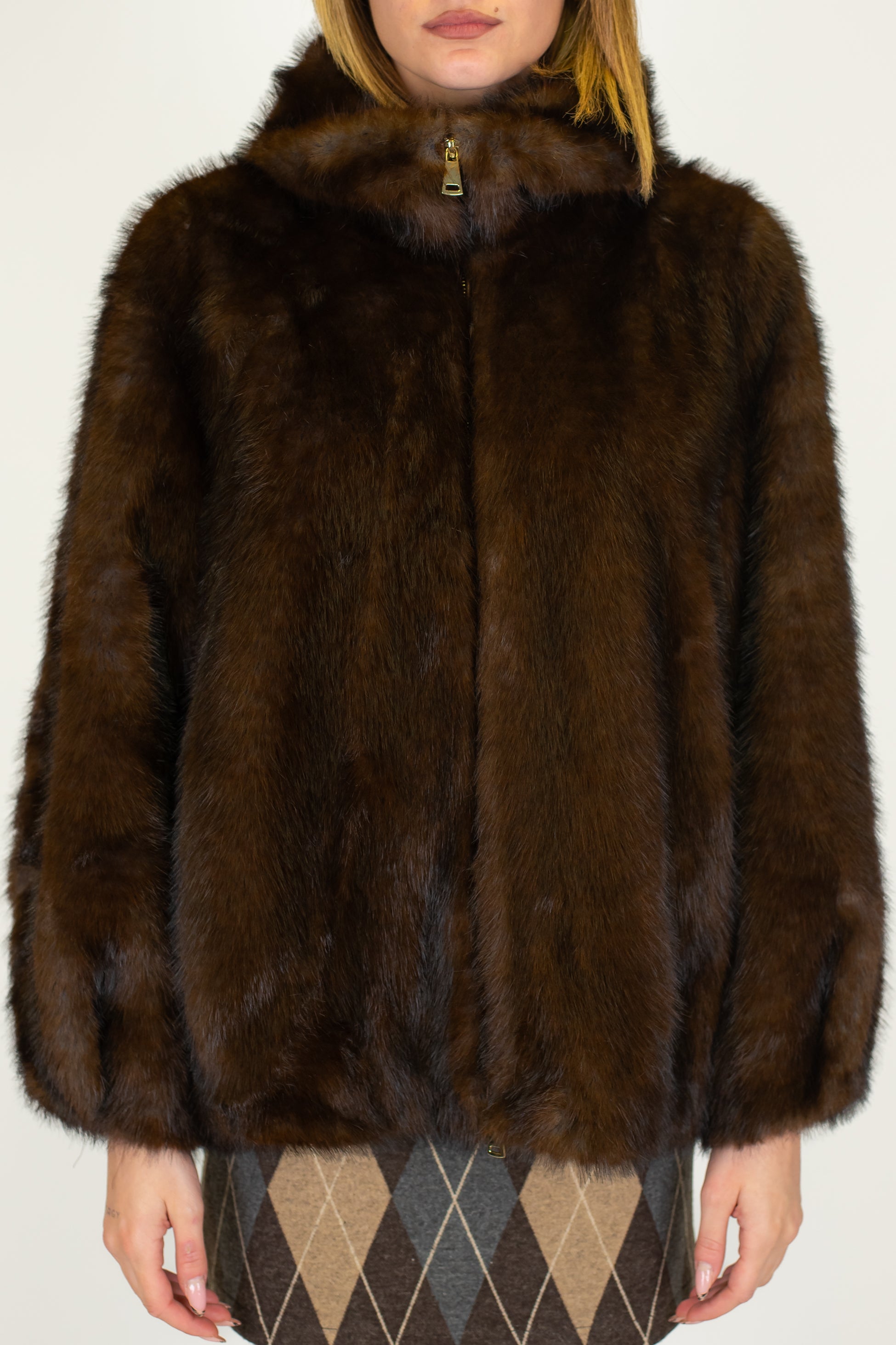 Tensione in - Bomber ecopelliccia con chiusura zip