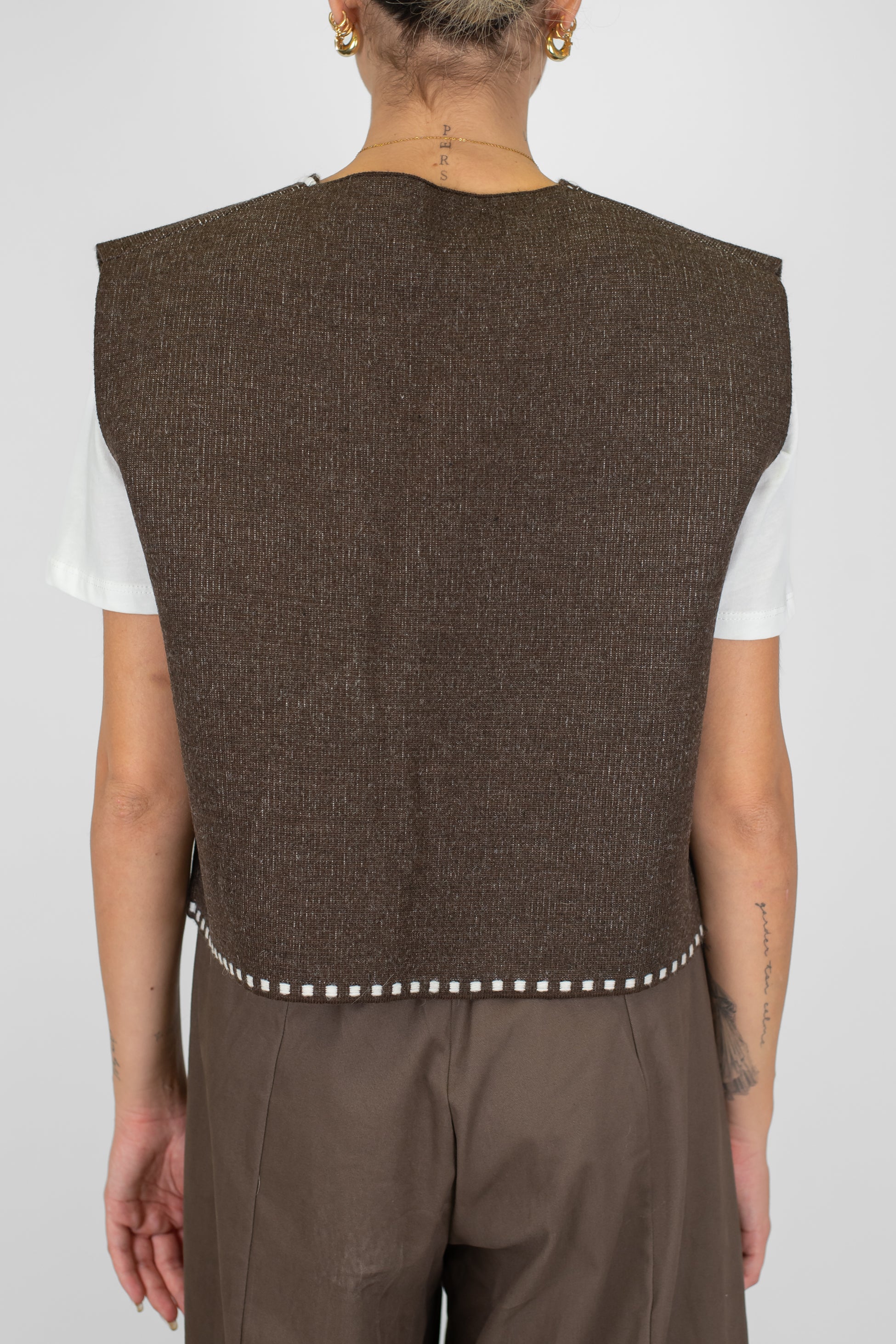 Haveone - Gilet con ricami a contrasto in misto lana