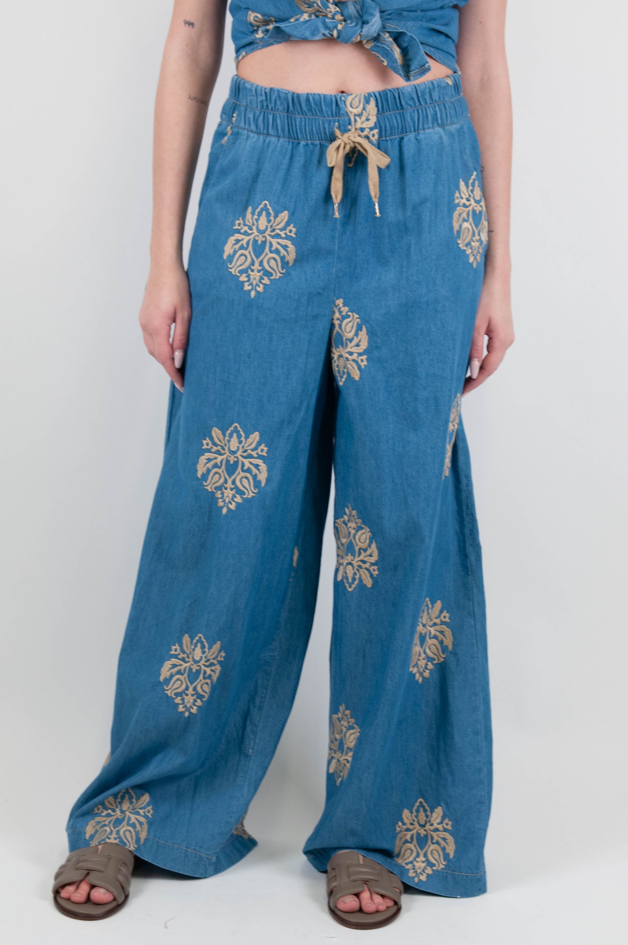 Tension in - Palazzo trousers in chambray with embroidery