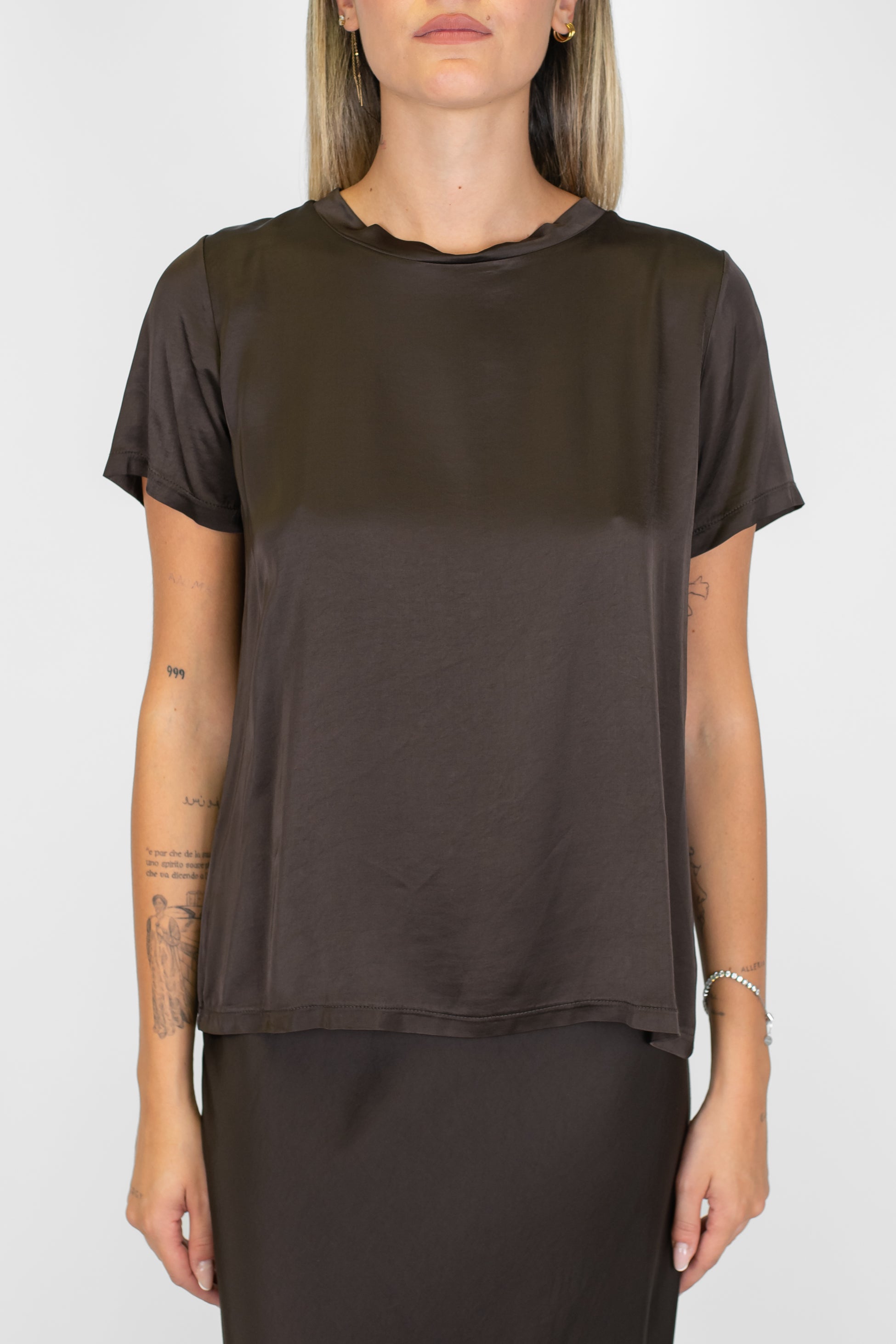 Tensione in - T-shirt mezzamanica in viscosa