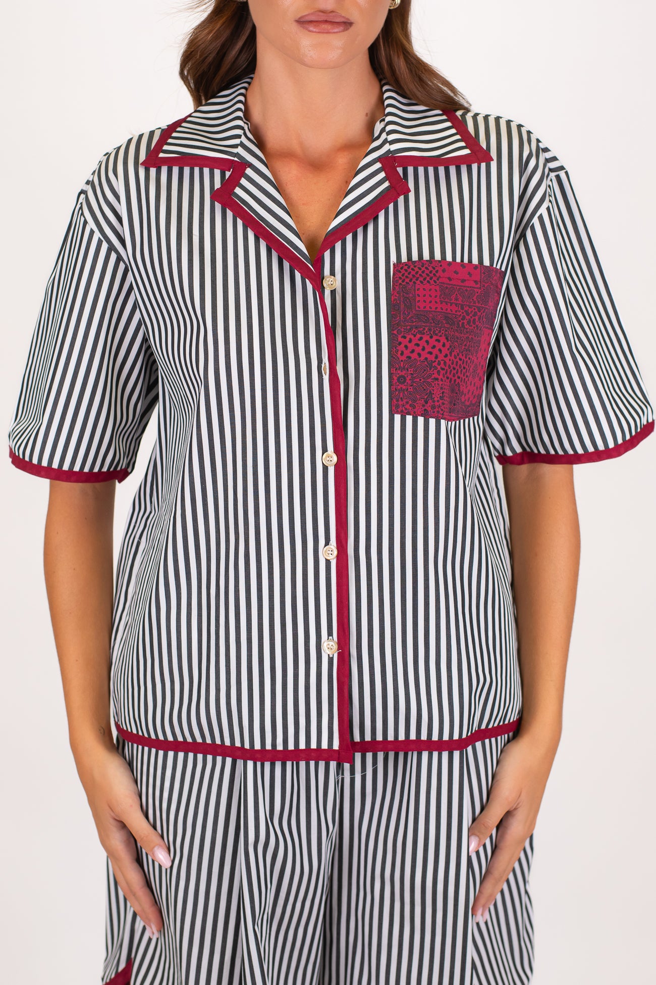 Motel - Camicia mezzamanica a righe con profilo e taschino a contrasto