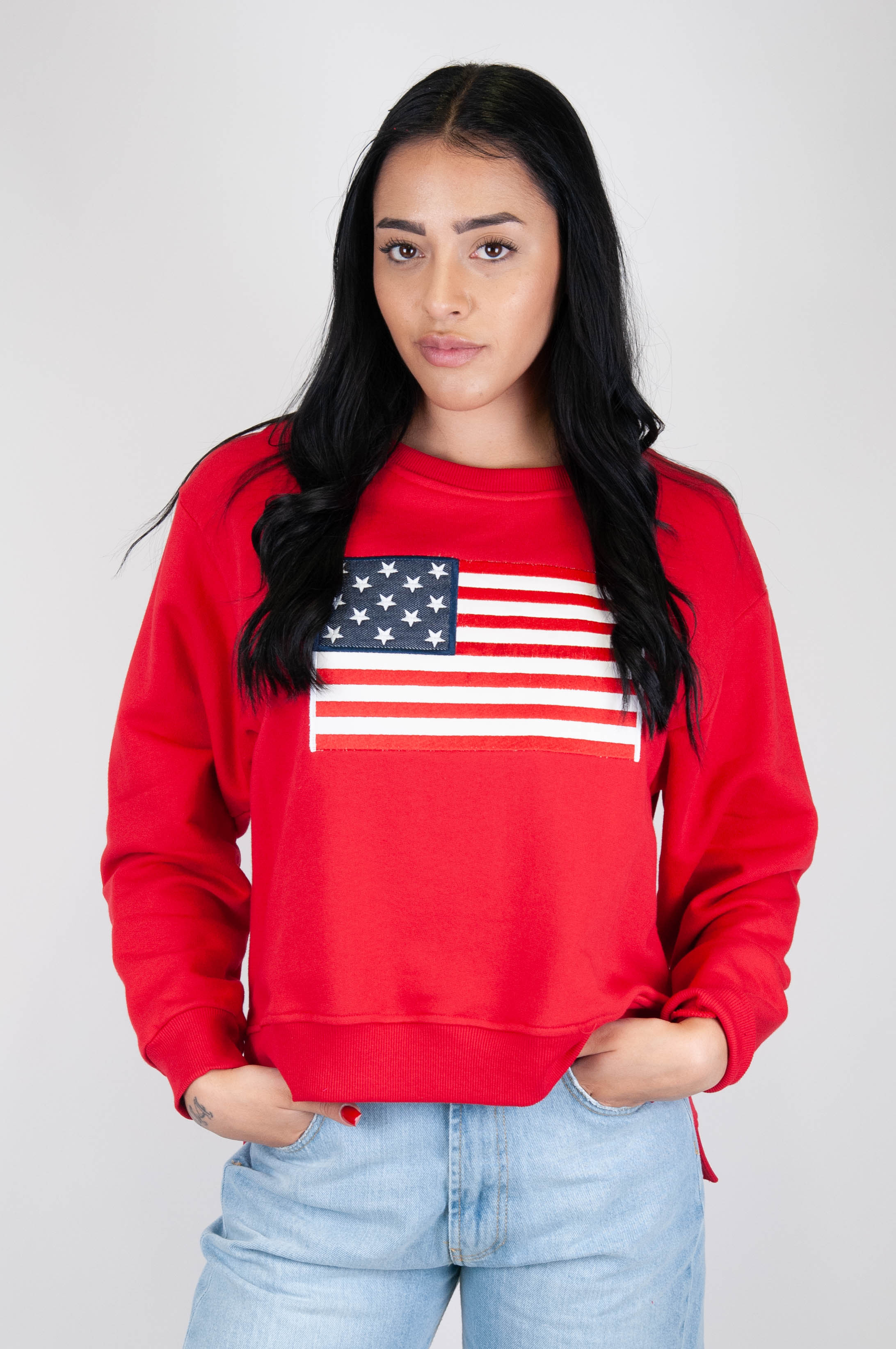 Tension in - Crew-neck sweatshirt with American flag embroidered patch