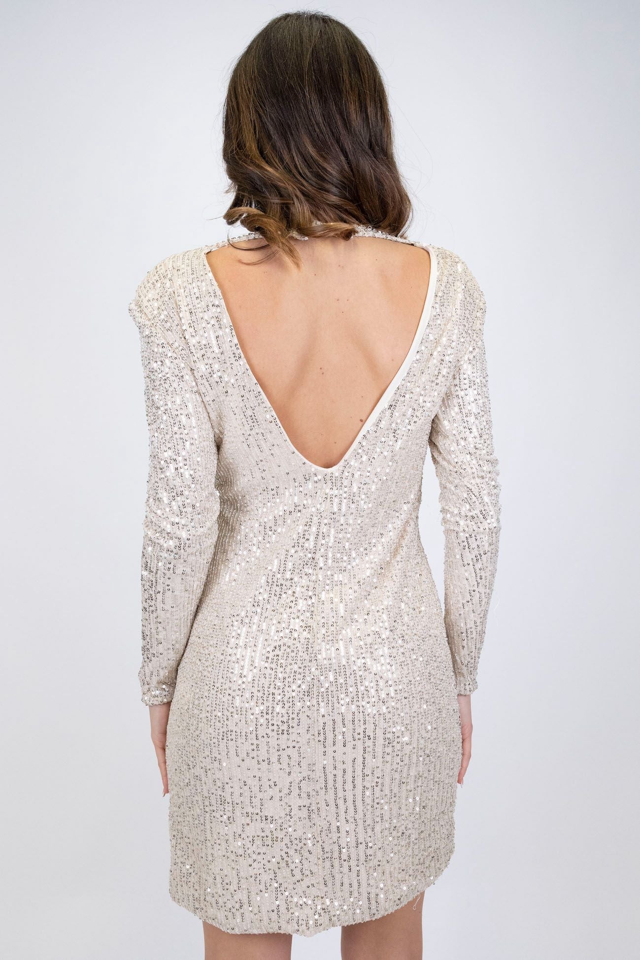 Tension in - Short sequined dress with back neckline