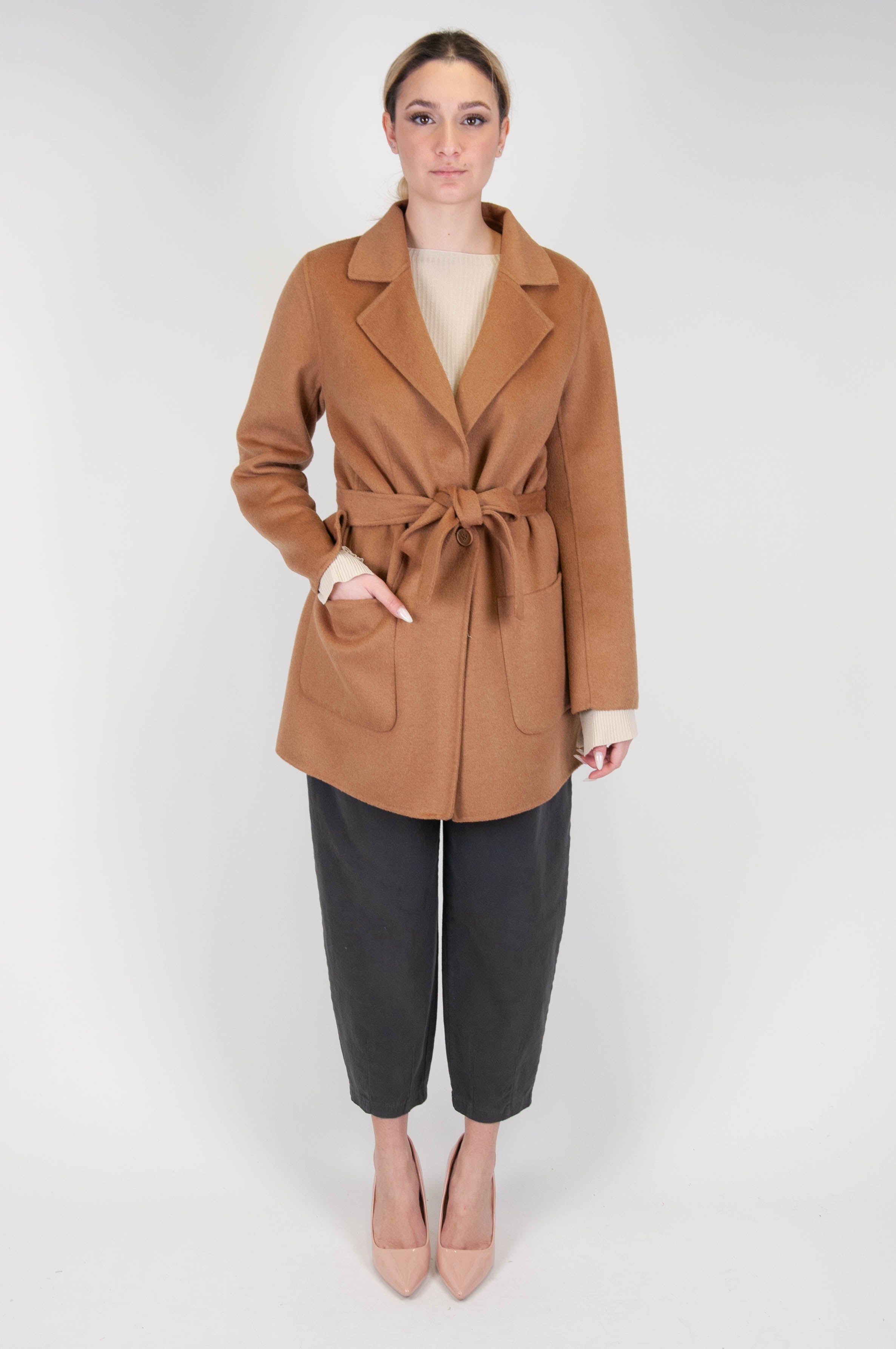 Kontatto - Cappotto corto in misto lana con cintura