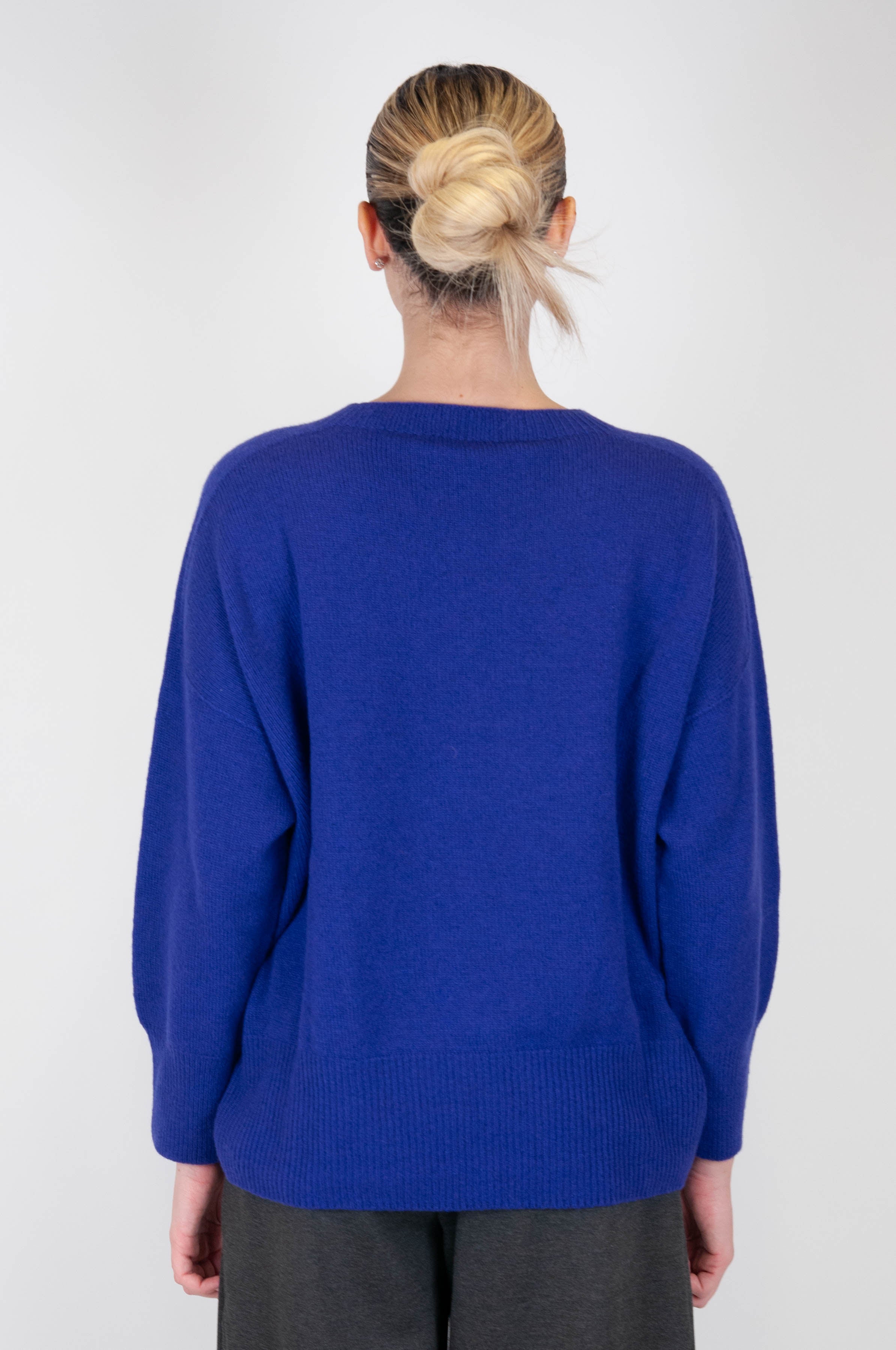 Tension in - Cashmere blend crew-neck sweater with rounded hem