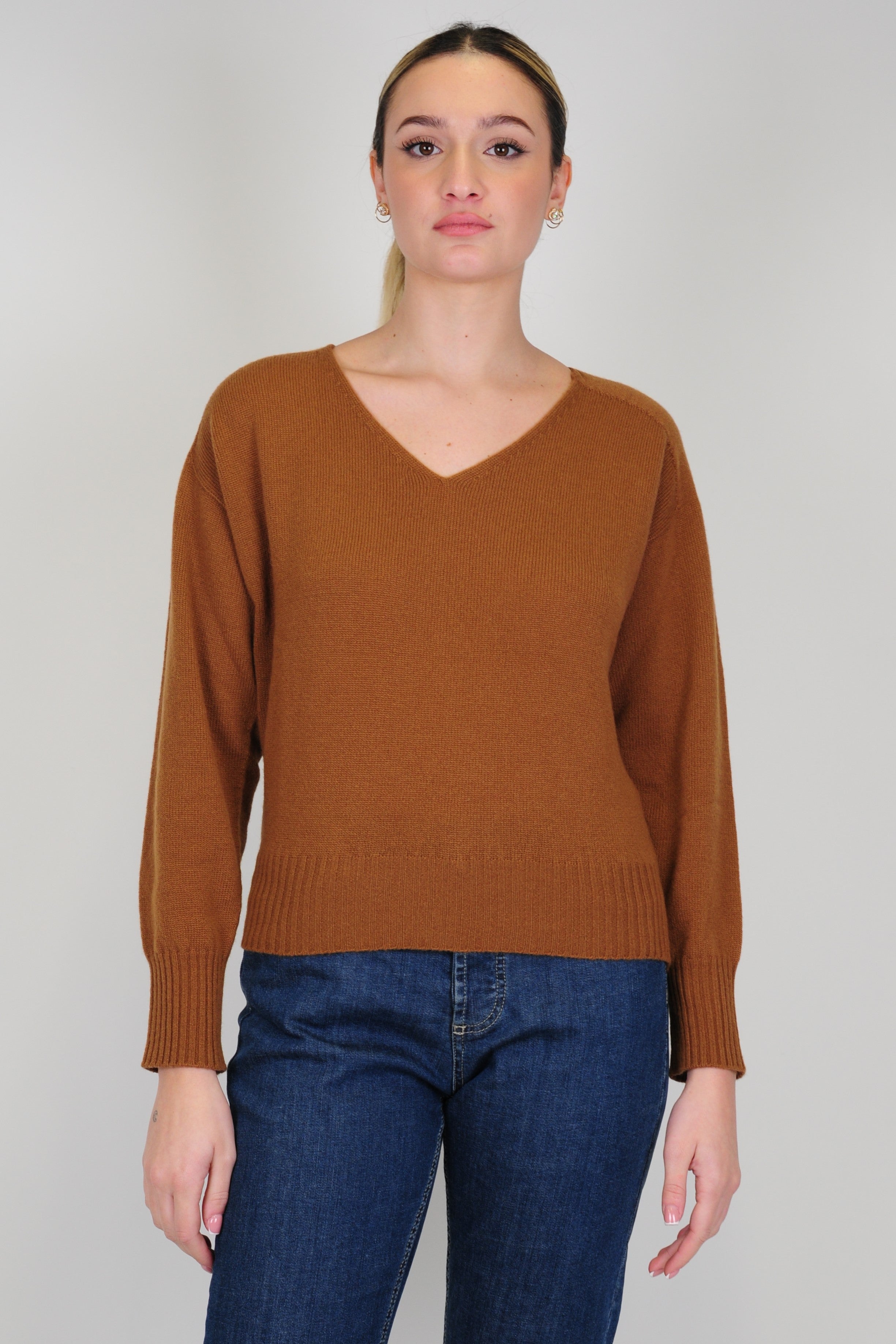 Tension in - V-neck sweater in wool/cashmere blend