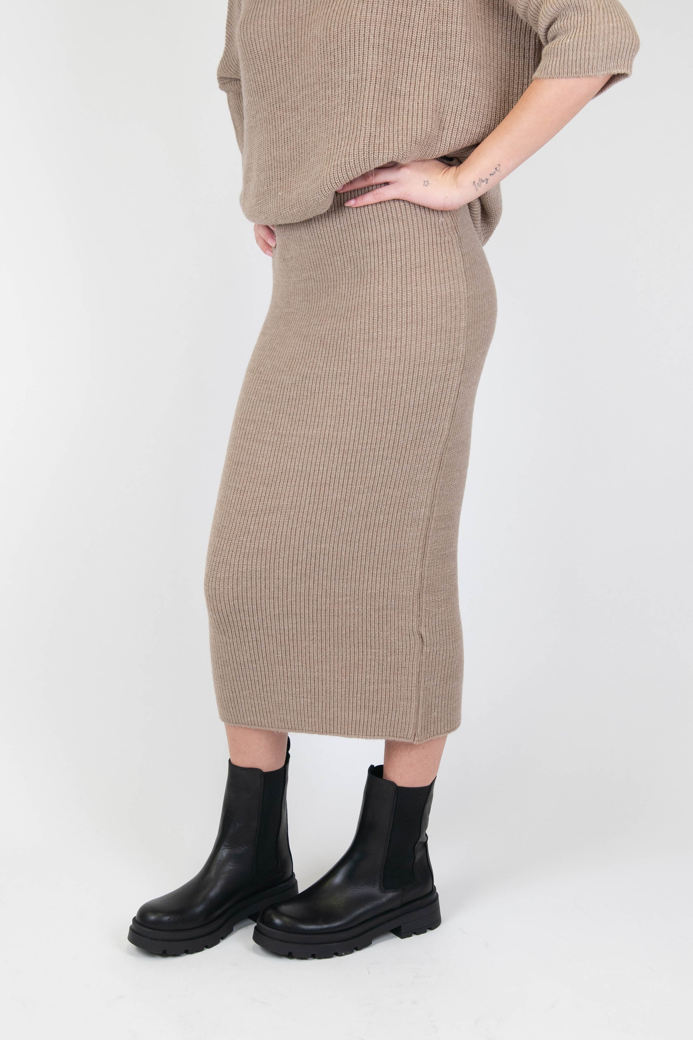 Tension in - Wool and cashmere blend pencil skirt with elastic waist