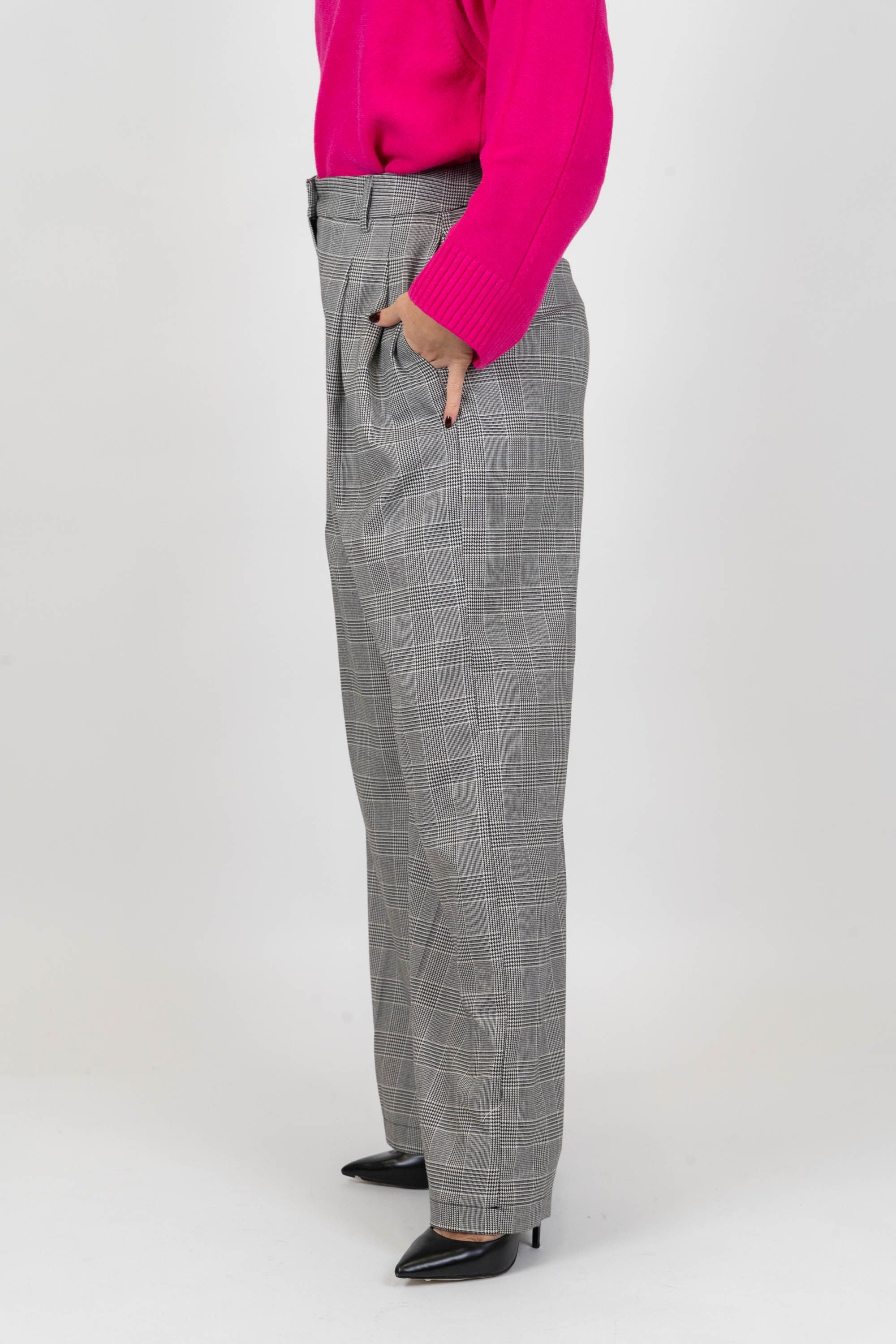 Tension in - Palazzo trousers with Prince of Wales pleats