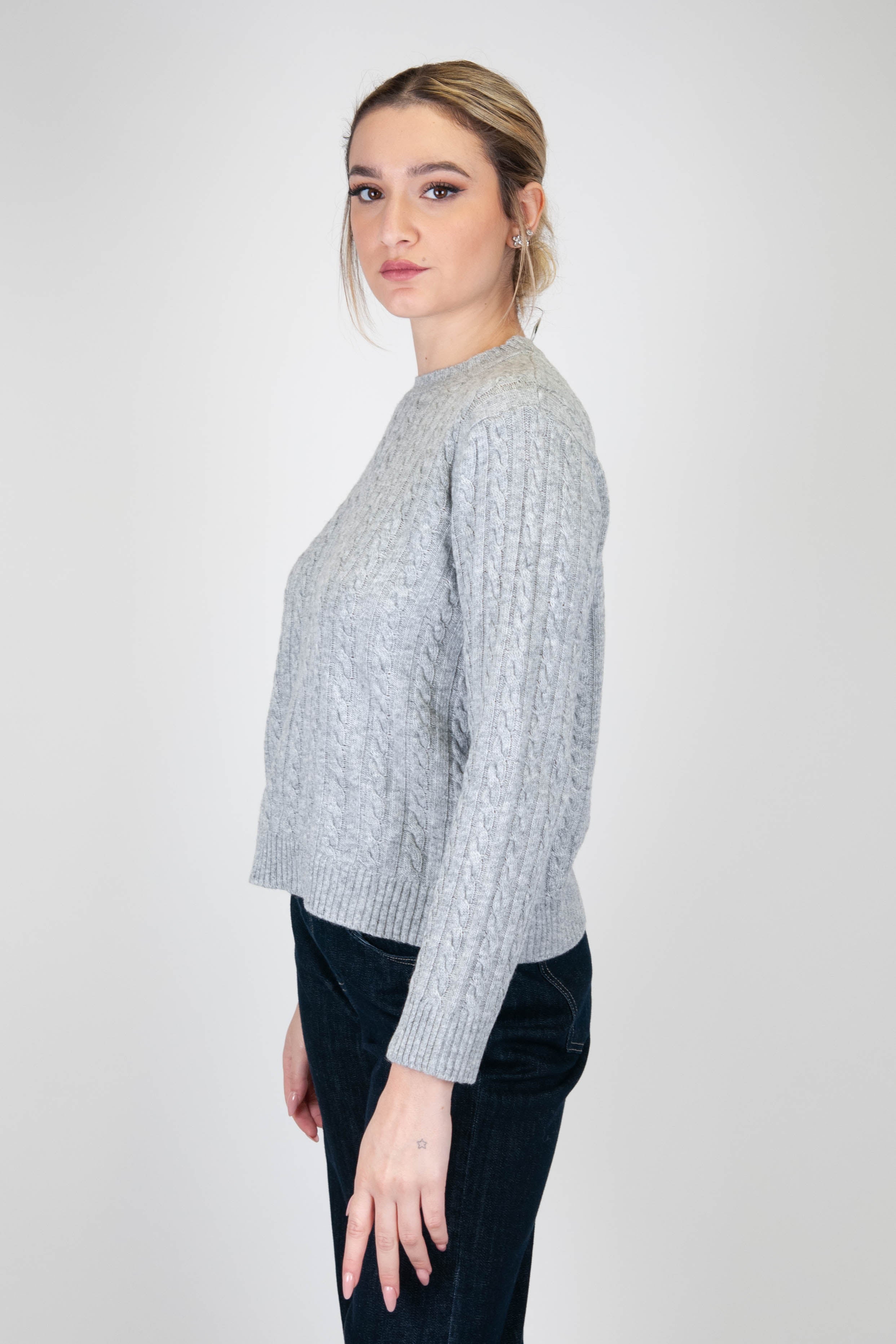 Tension in - Crew-neck sweater in cashmere blend with cables