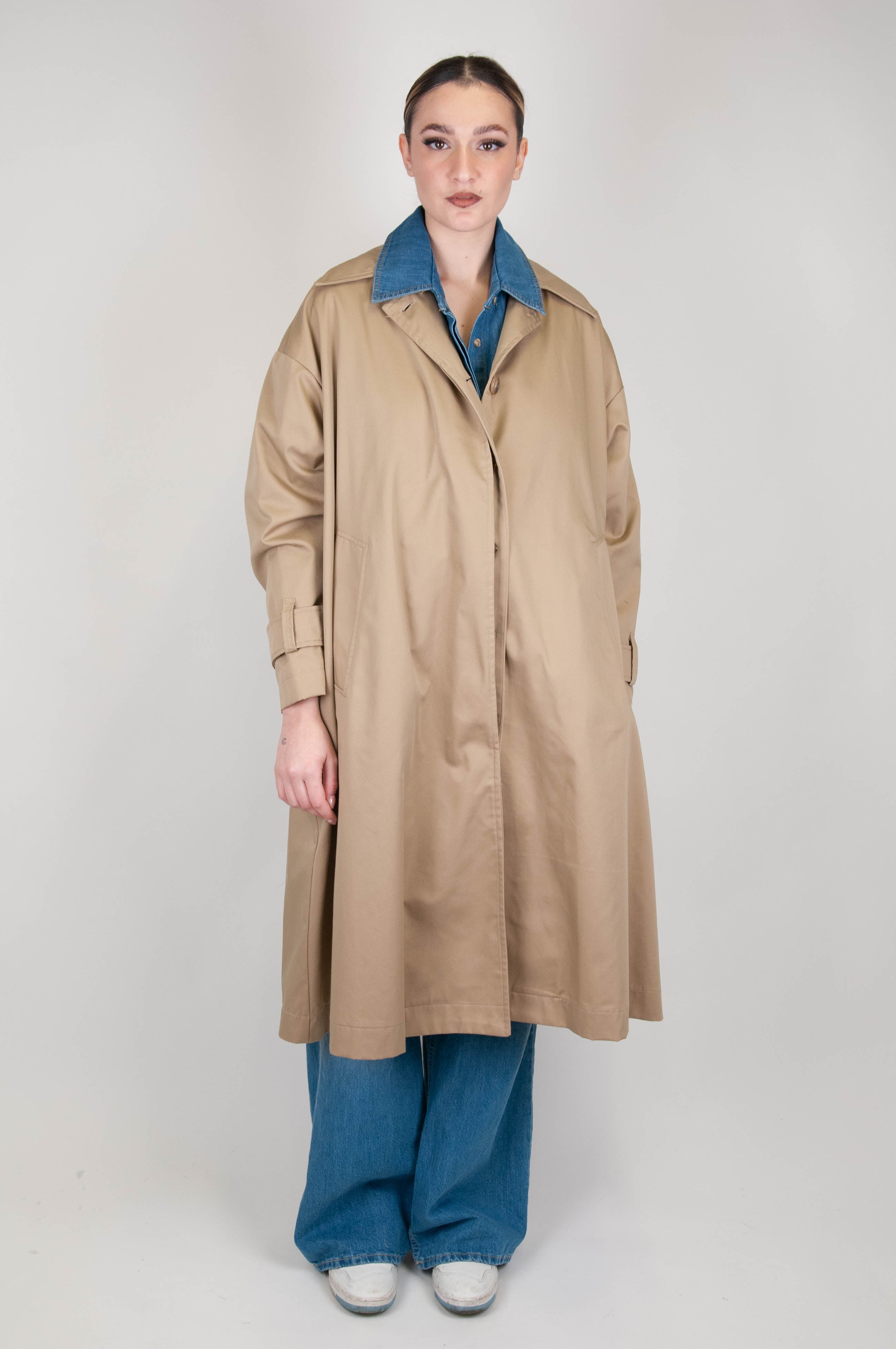 Tension in - Trench coat with concealed button closure