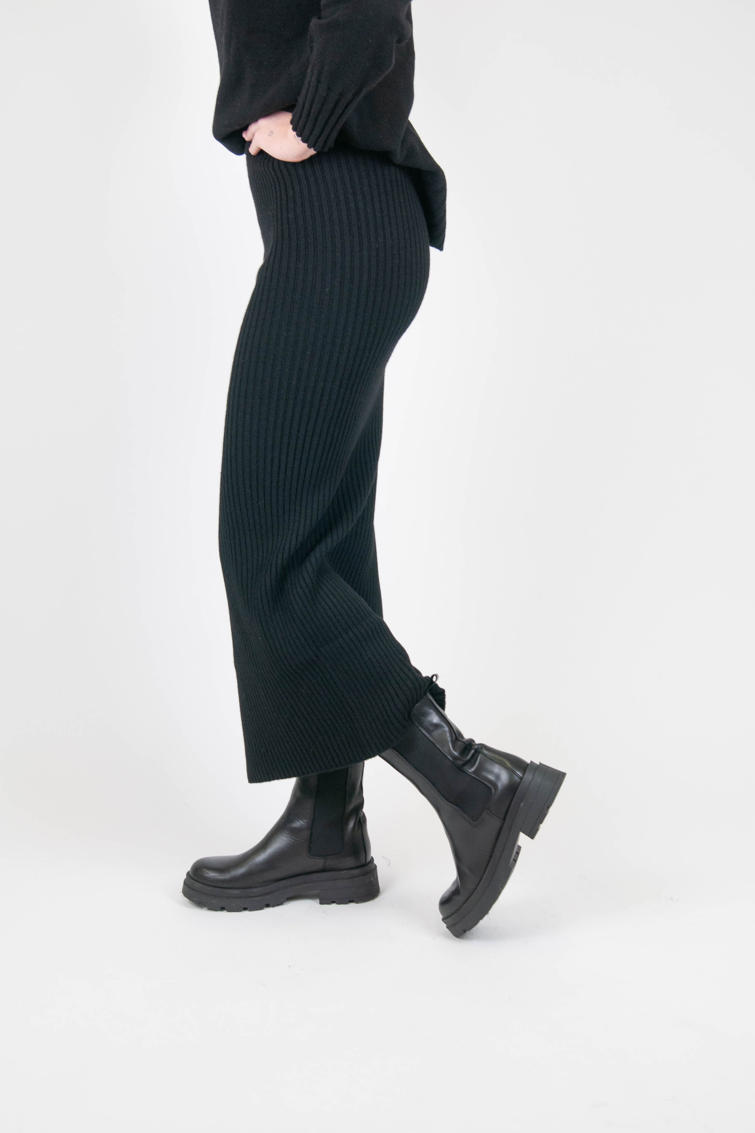 Haveone - Ribbed wool and cashmere blend skirt with side slit