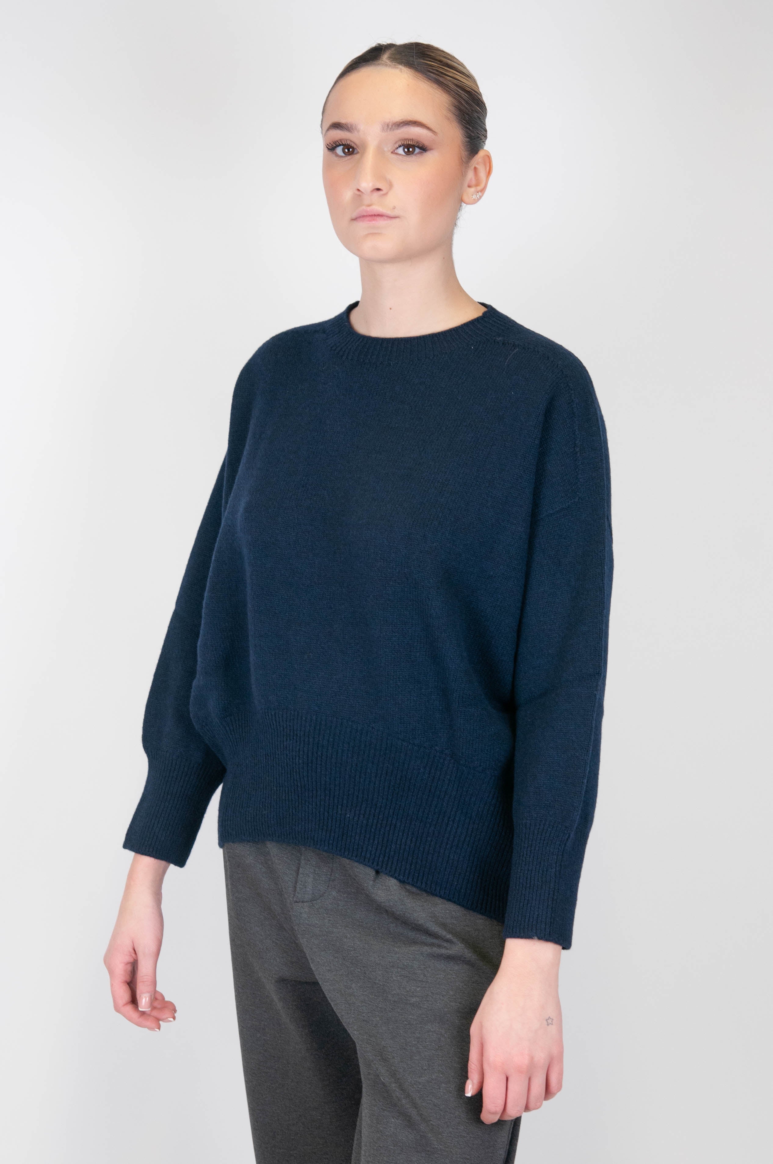 Tension in - Cashmere blend crew-neck sweater with rounded hem