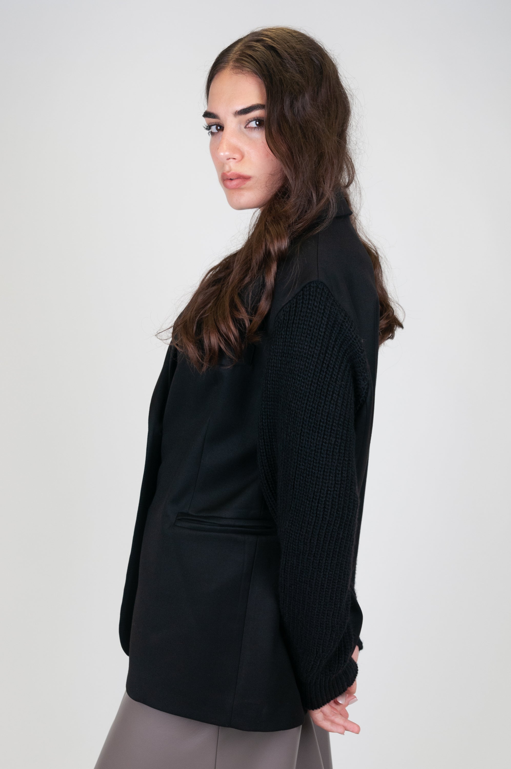 Tension in - Oversized jacket with knitted sleeves