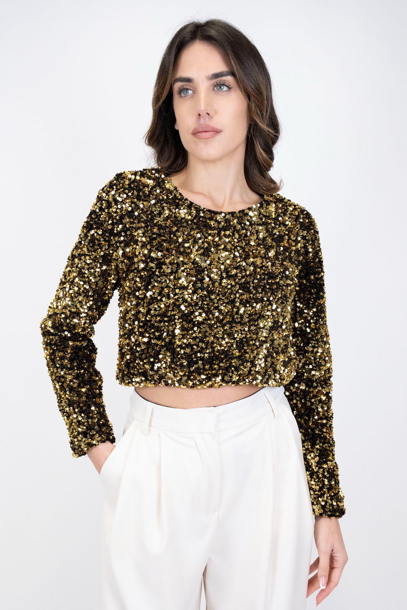 Tensione in - Blusa crop con paillettes